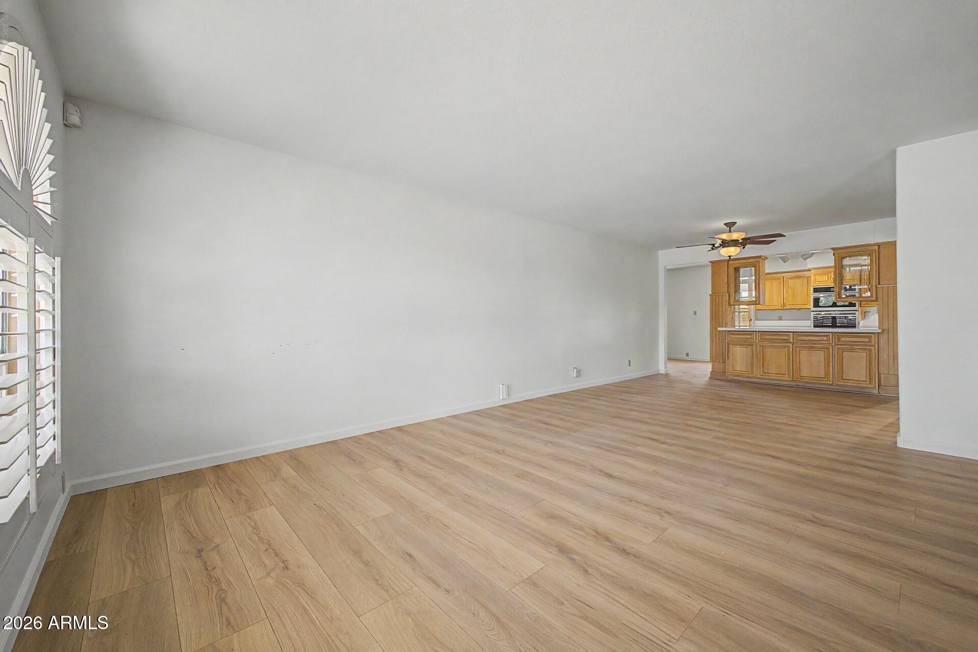 1407 E GEMINI Drive
