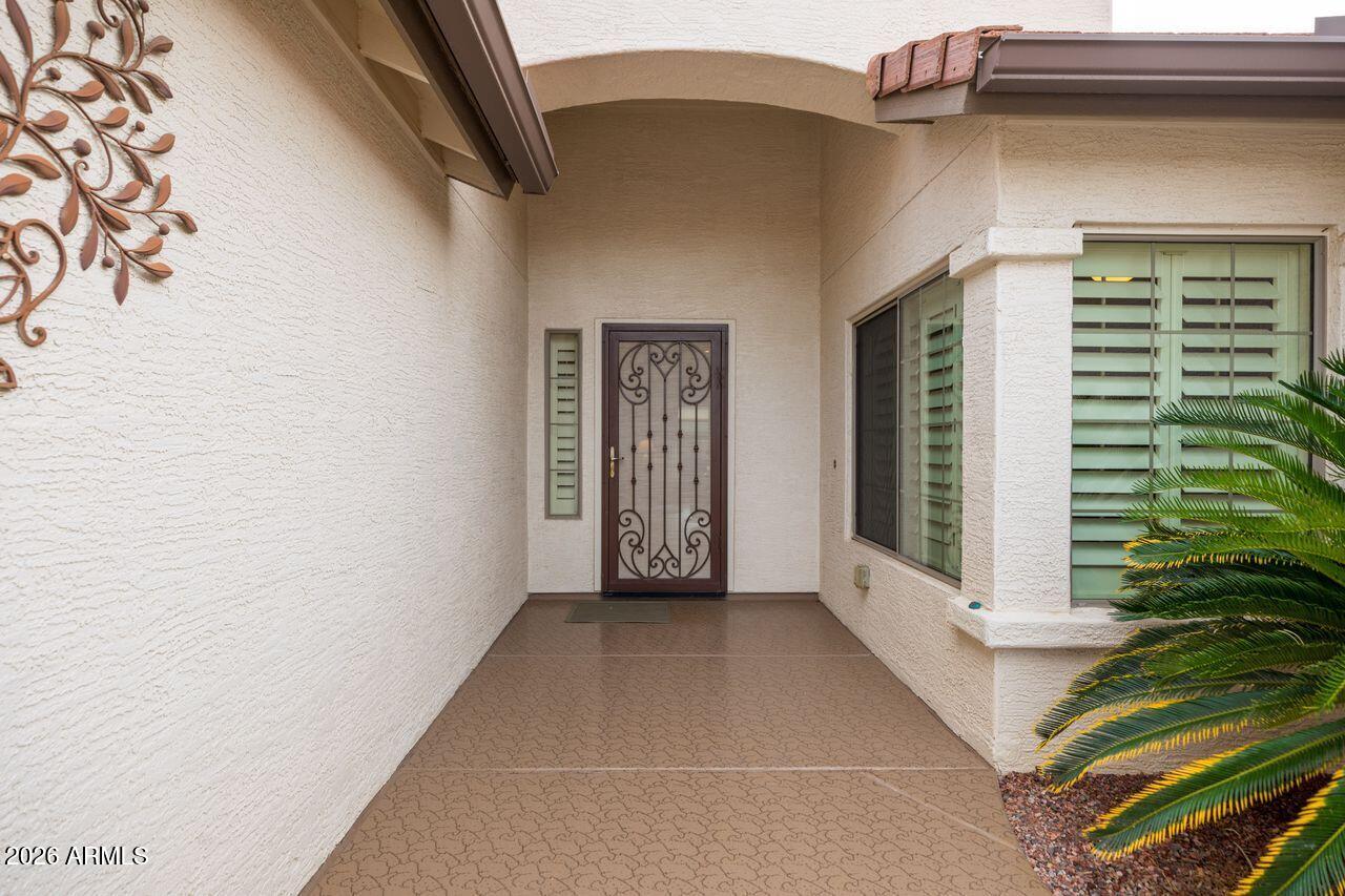 15803 W WINDSOR Avenue