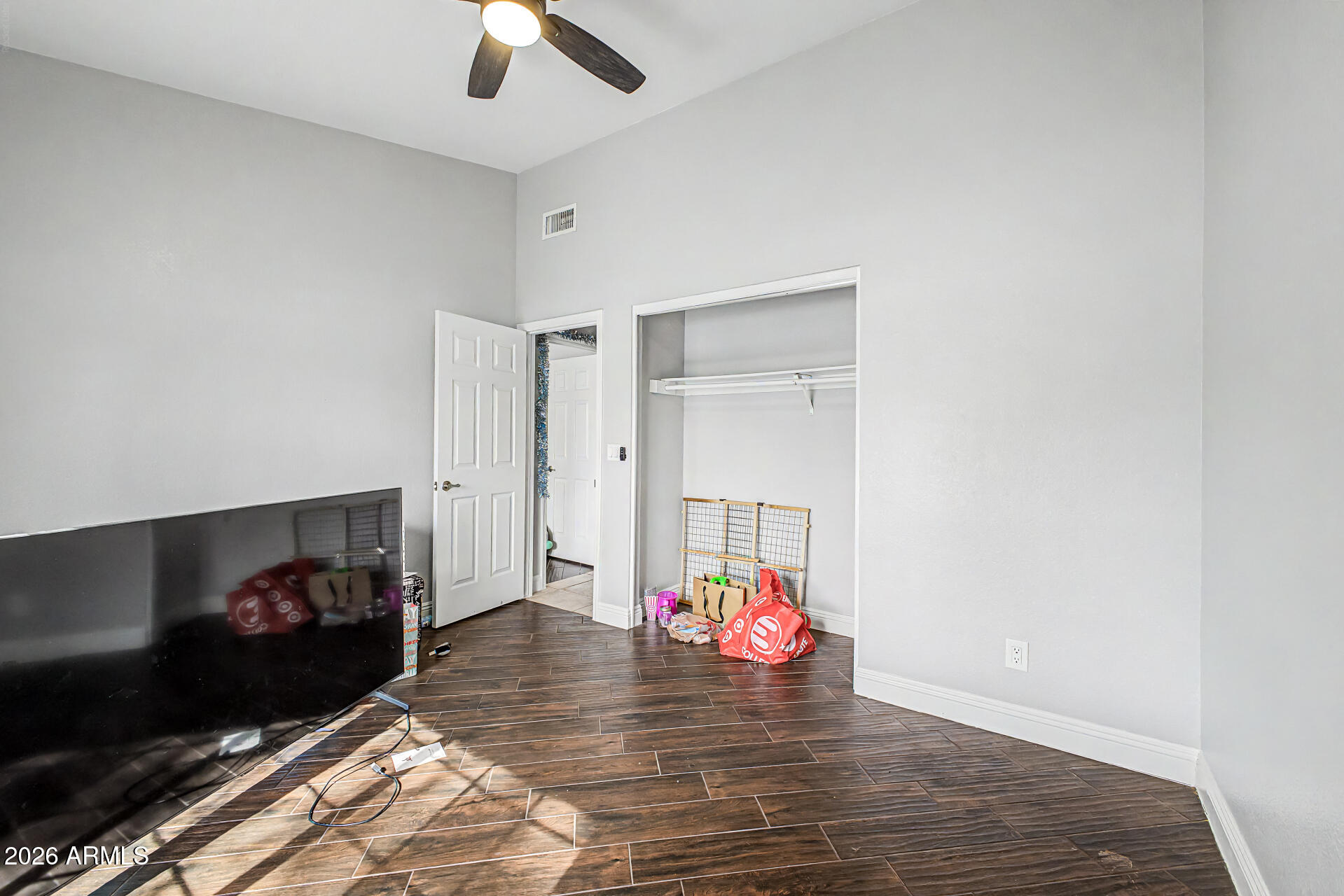 ROADRUNNER ESTATES EAST UNIT 6 - Residential