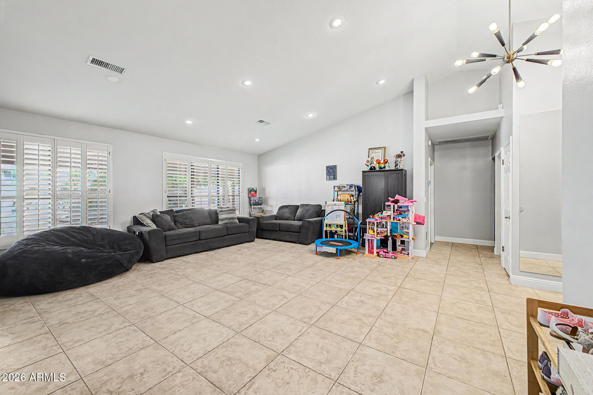 ROADRUNNER ESTATES EAST UNIT 6 - Residential