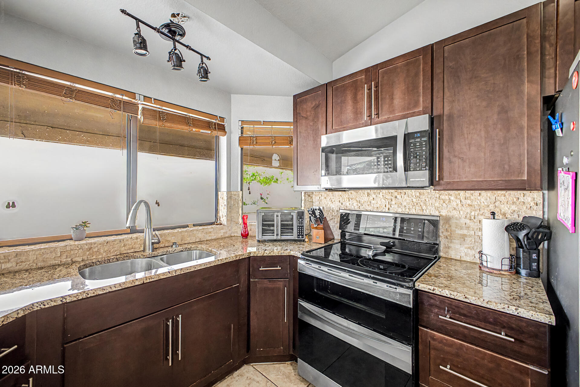 ROADRUNNER ESTATES EAST UNIT 6 - Residential
