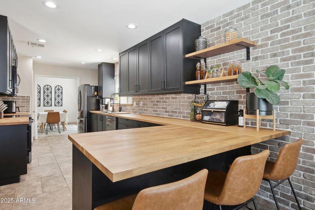 Photo of 4137 W Cielo Grande, Glendale, AZ 85310 (MLS # 6927659)