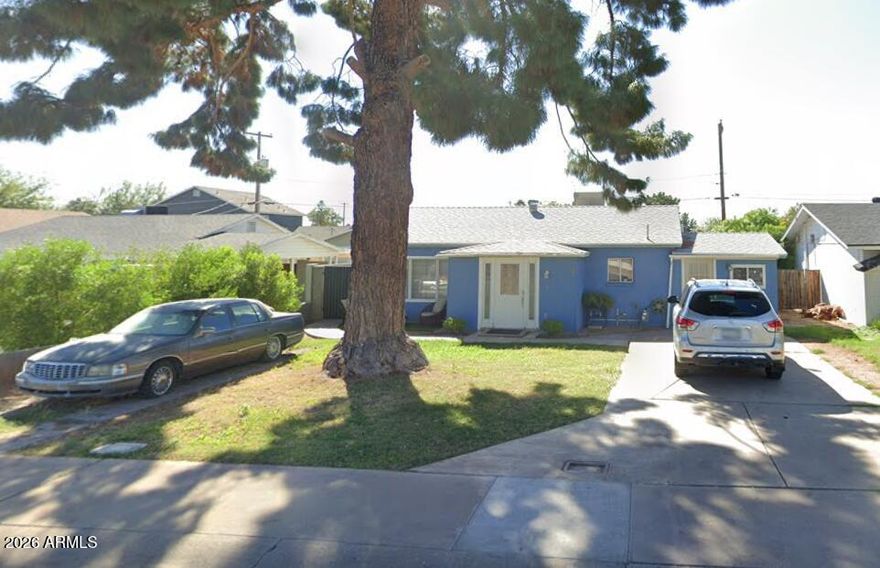 Charming 3-bedroom, 2-bath home located in the heart of Mesa with no HOA! This property offers a functional layout with comfortable living spaces, spacious bedrooms, and plenty of natural light throughout. The kitchen provides ample cabinet space and flows nicely into the main living areas, making it perfect for everyday living or entertaining. The large backyard offers endless possibilities for outdoor enjoyment, future customization, or investment potential. Conveniently located near shopping, dining, schools, parks, and easy freeway access. A great opportunity for homeowners or investors looking for a well-located property in a desirable Mesa neighborhood!