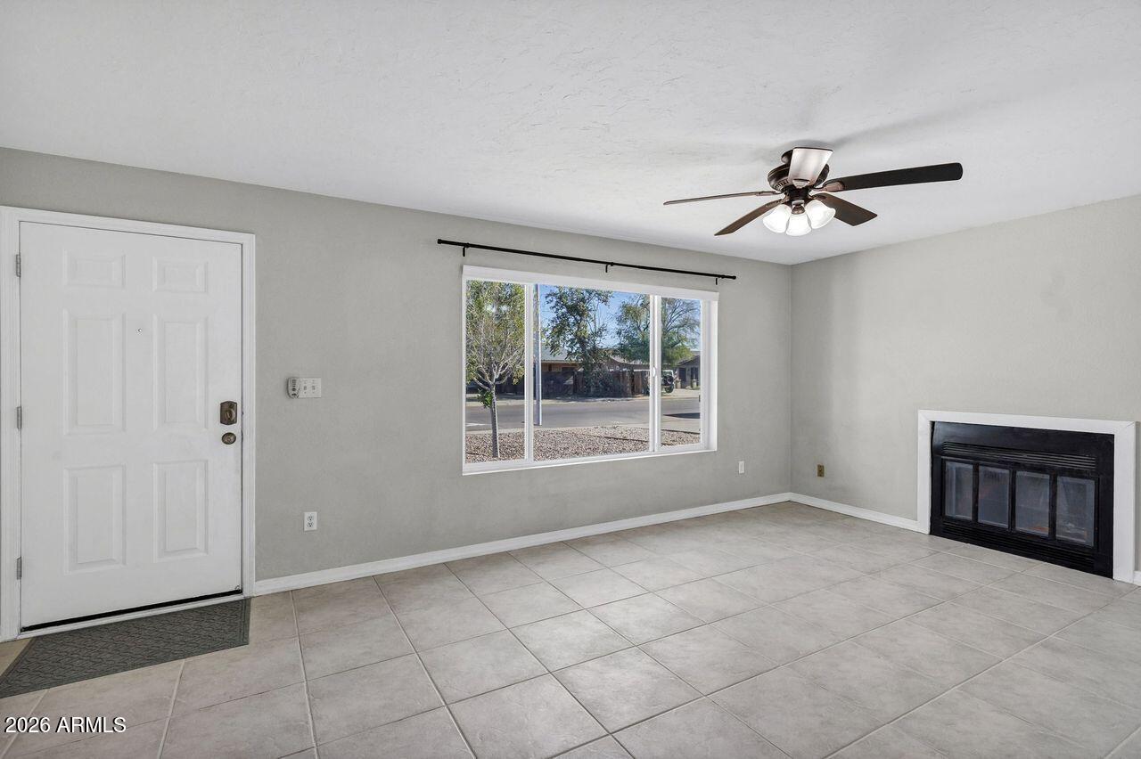 6318 S COLLEGE Avenue