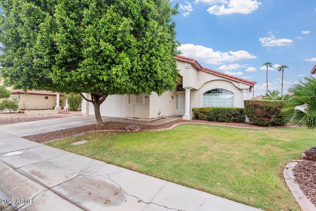 Photo of 11406 W Crimson Lane, Avondale, AZ 85392 (MLS # 6925858)