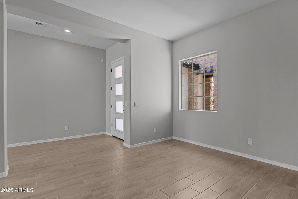 Photo of 12332 W Parkway Lane, Avondale, AZ 85323 (MLS # 6874803)