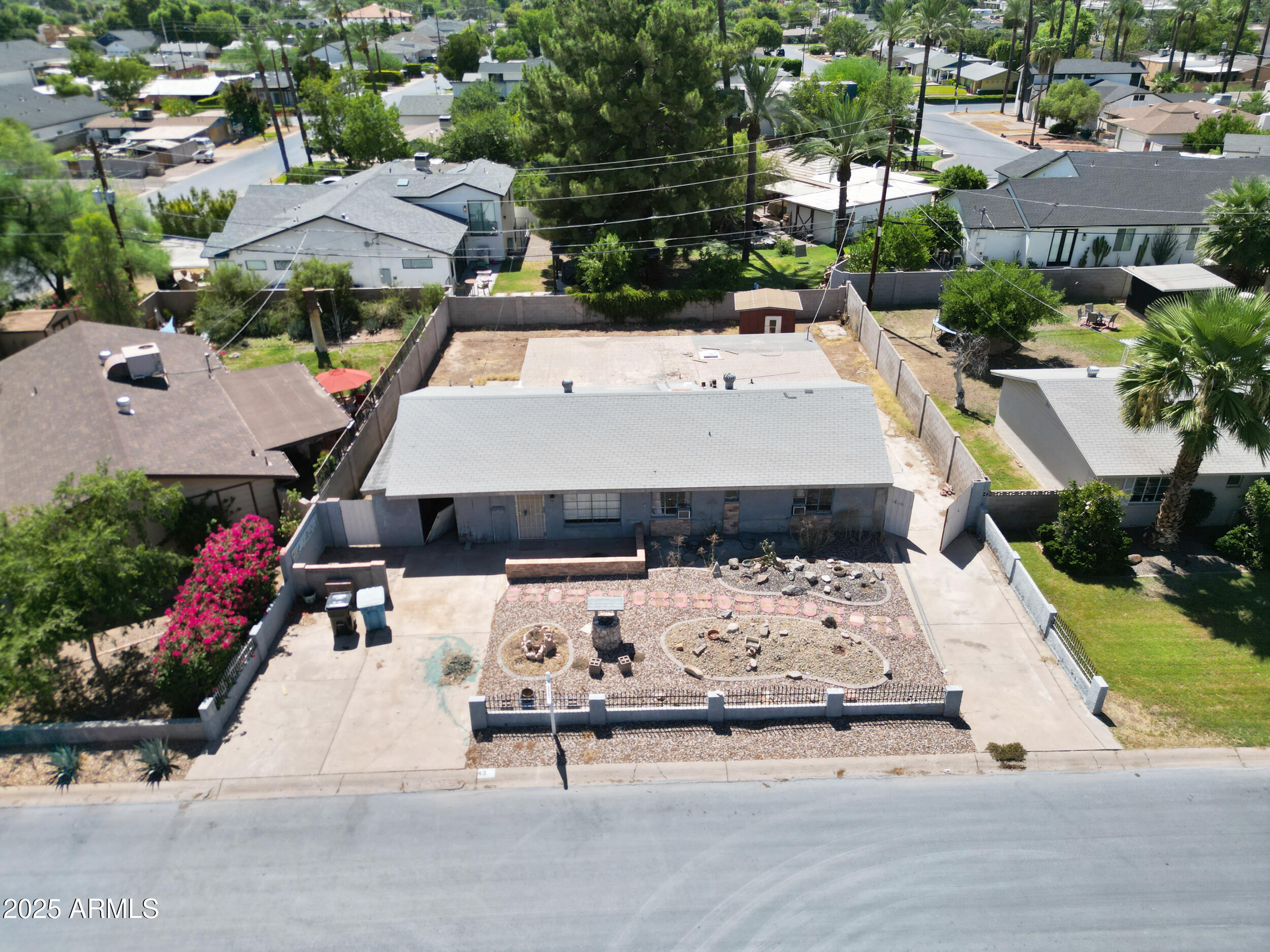 4310 N 42ND Place