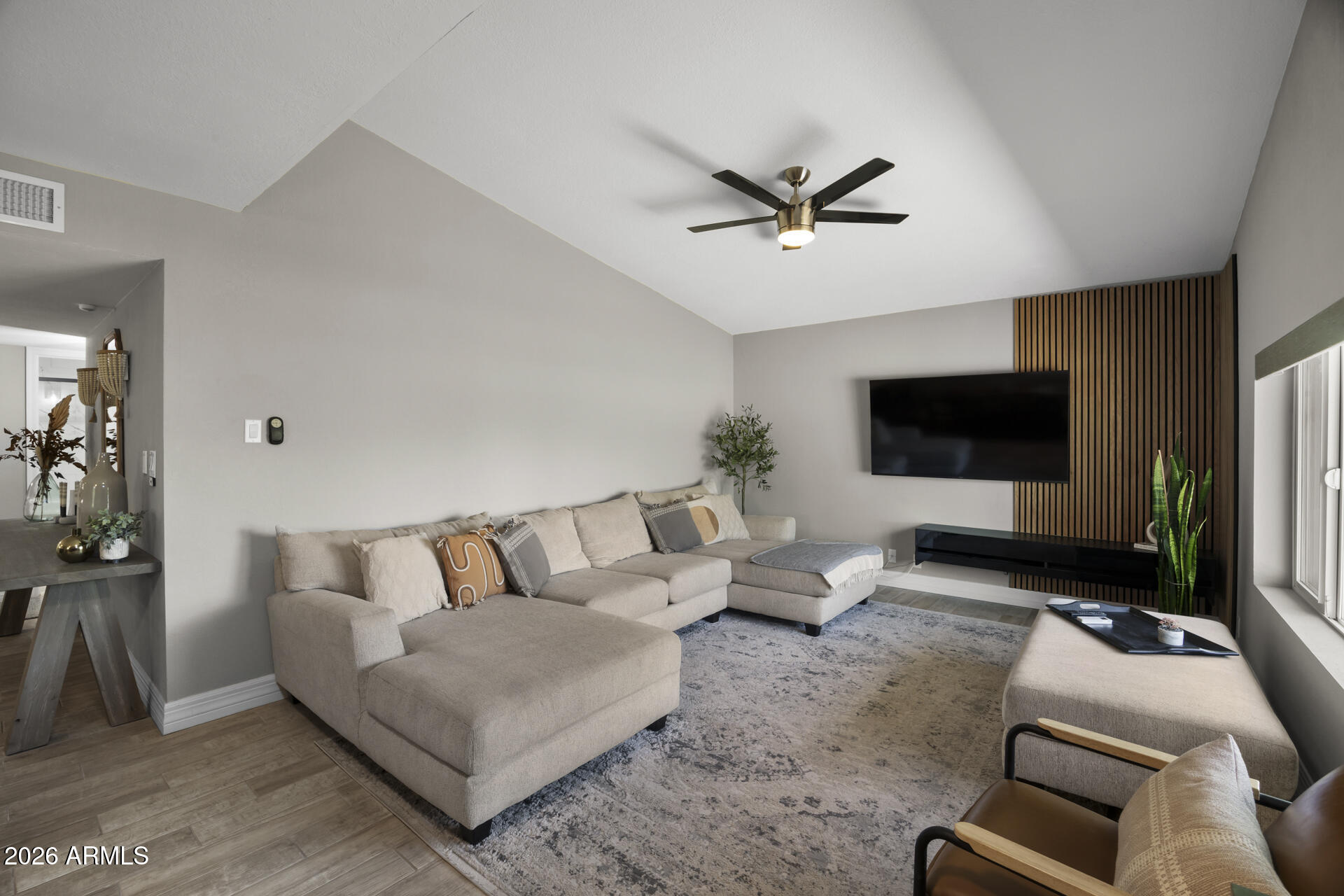 Photo 1 of 20 — 2609 N 28TH Street, Phoenix, AZ 85008