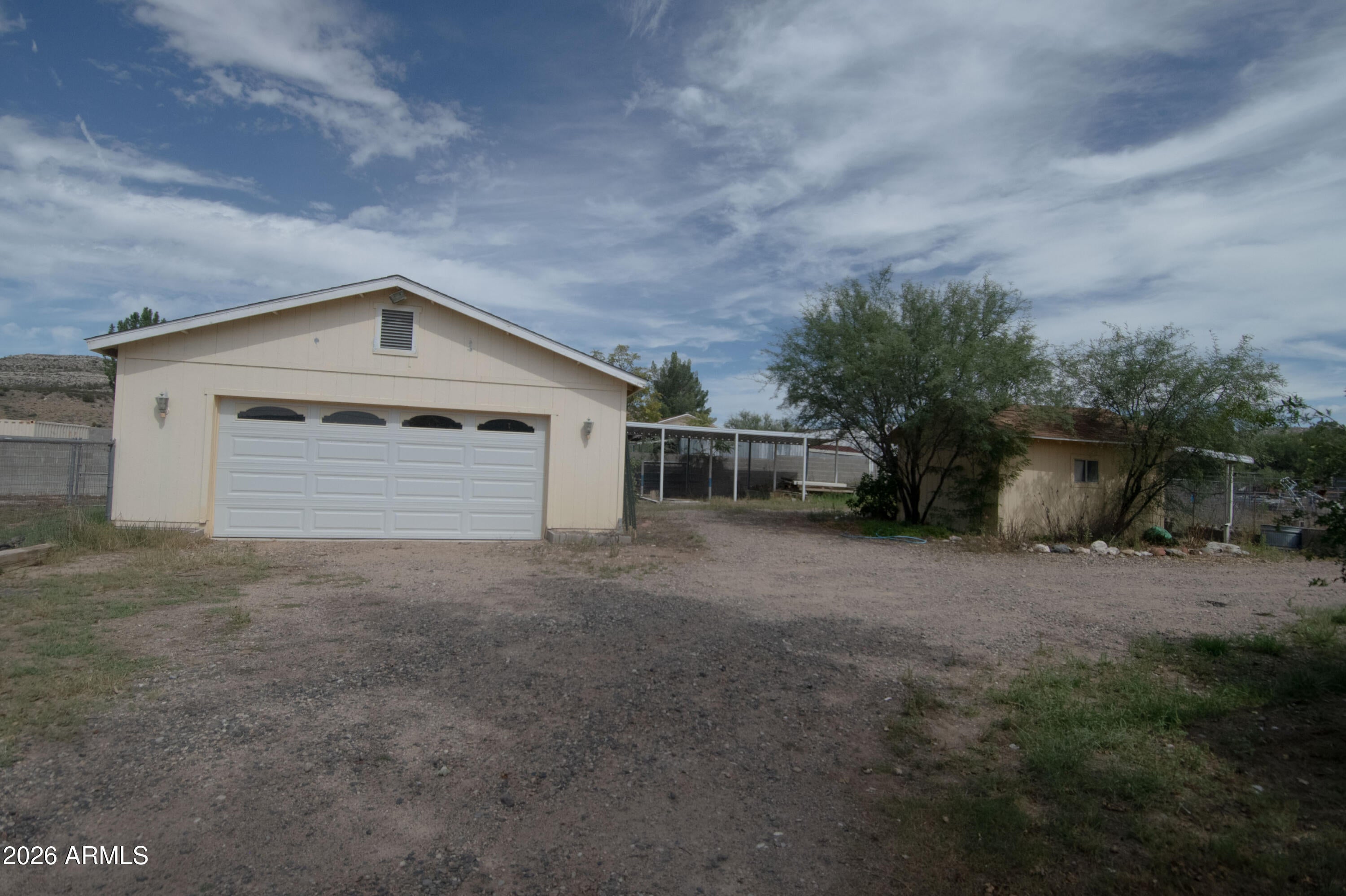 3776 W CENTER Lane