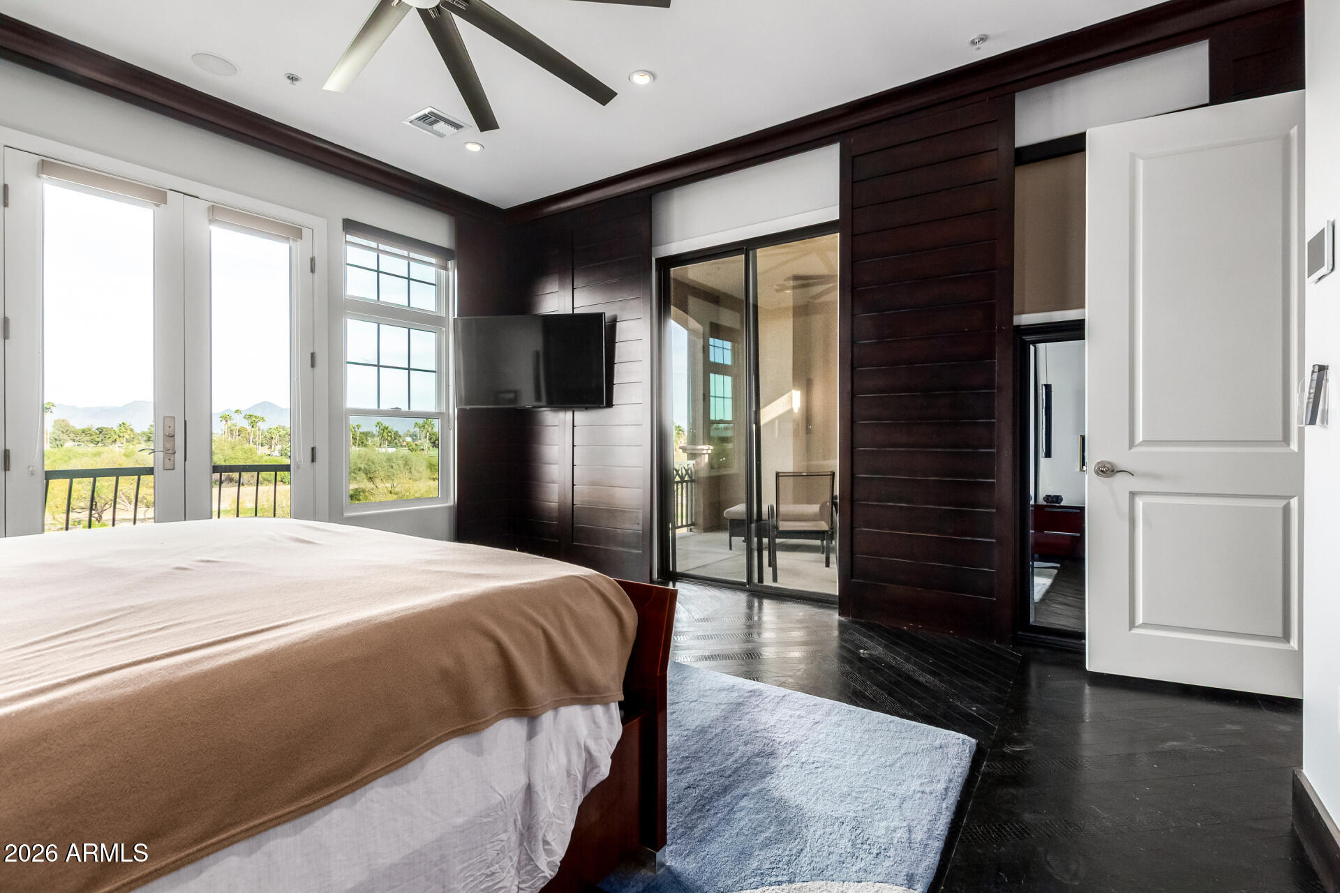 ARTESIA CONDOMINIUMS - Residential