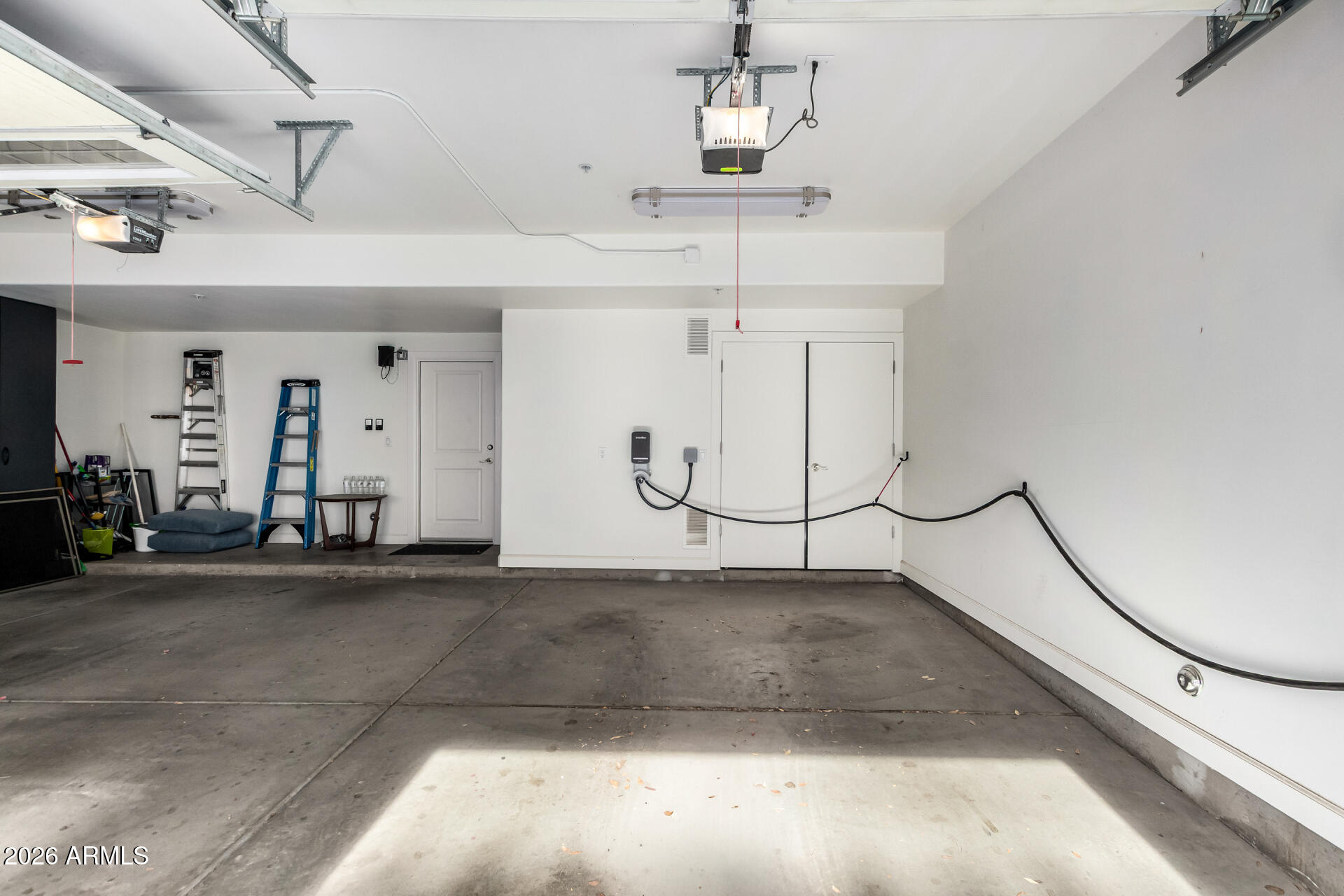 ARTESIA CONDOMINIUMS - Residential