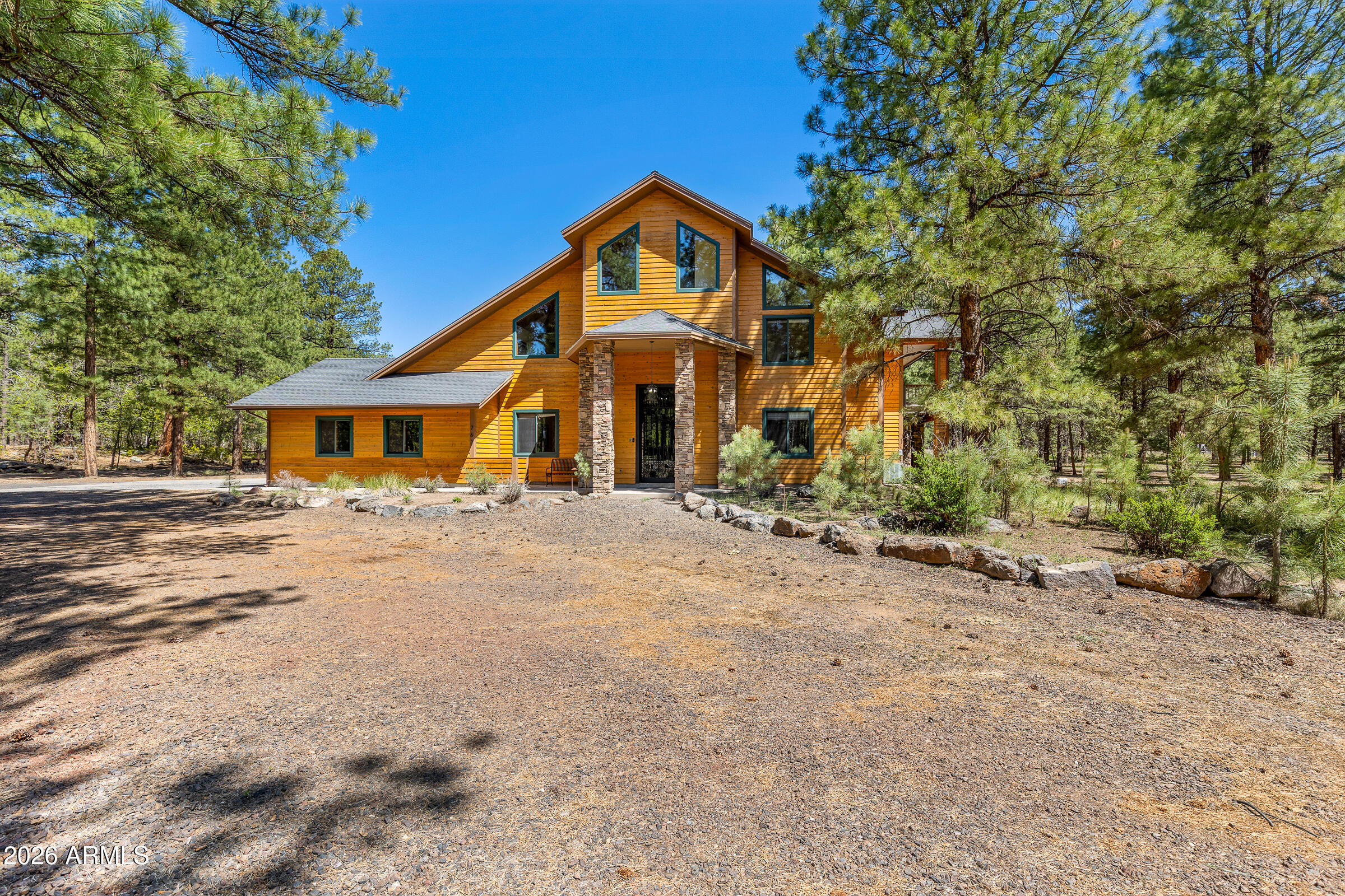 763 E FLAT ROCK Ridge