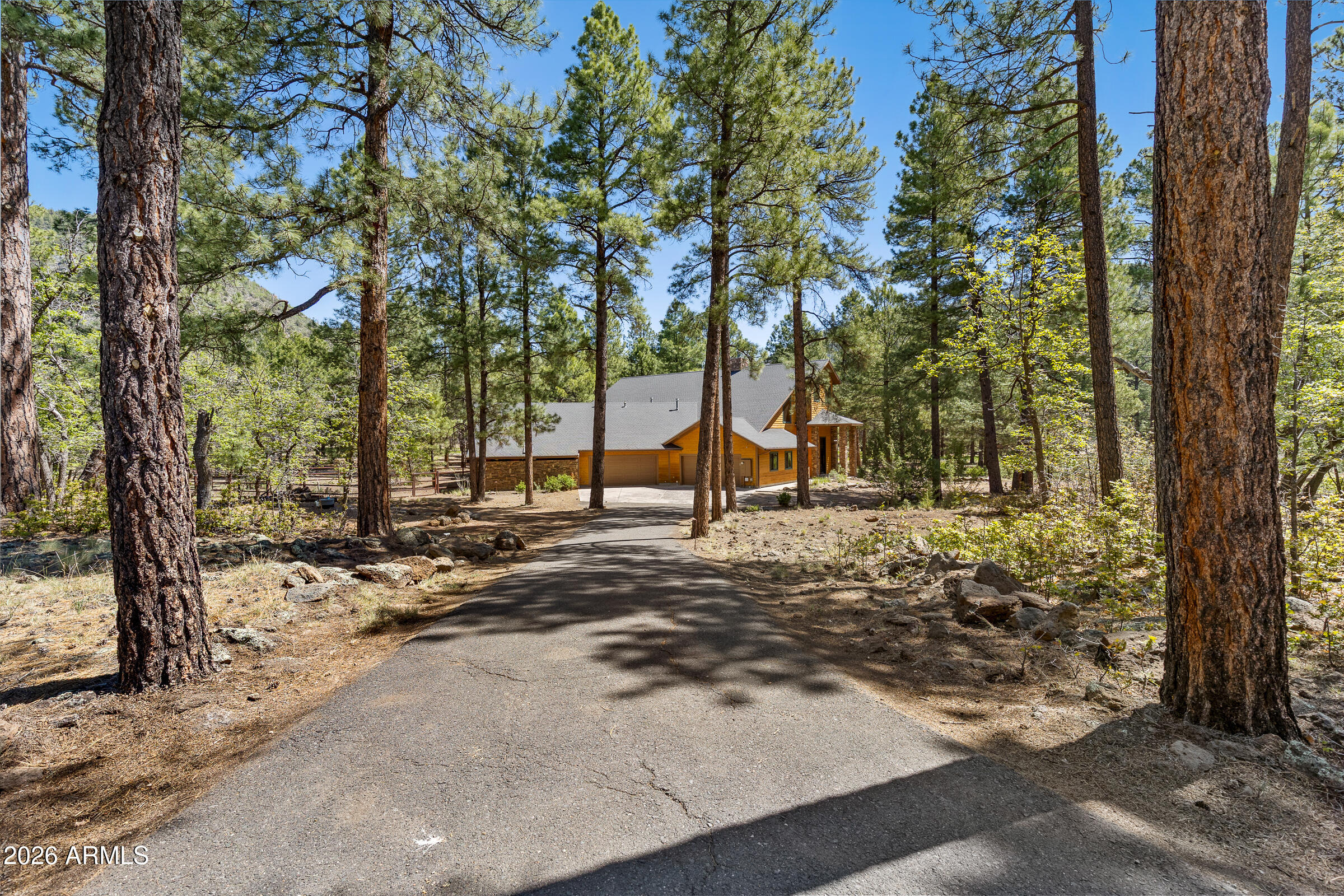 763 E FLAT ROCK Ridge
