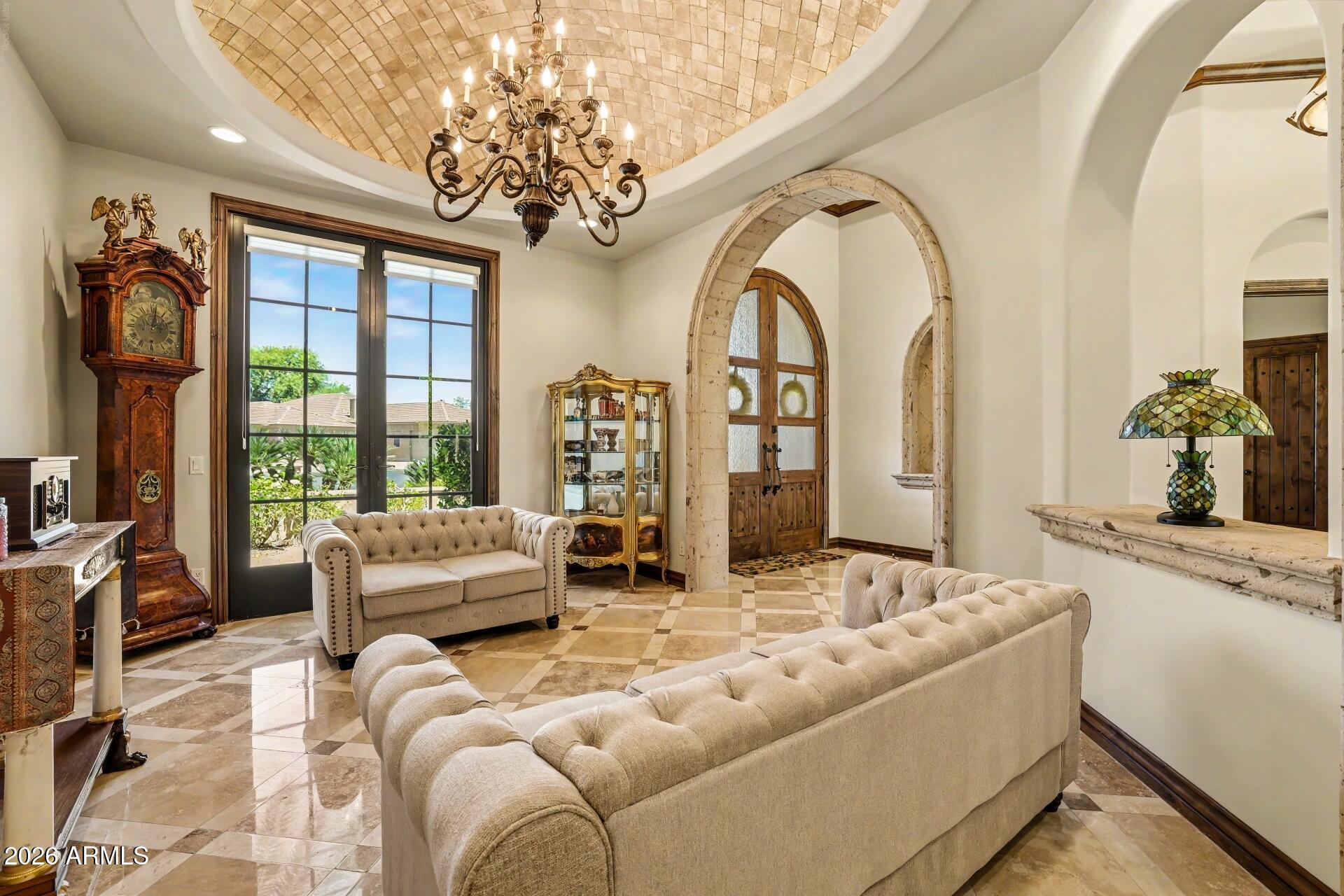 VISTA ESTANCIA - Residential