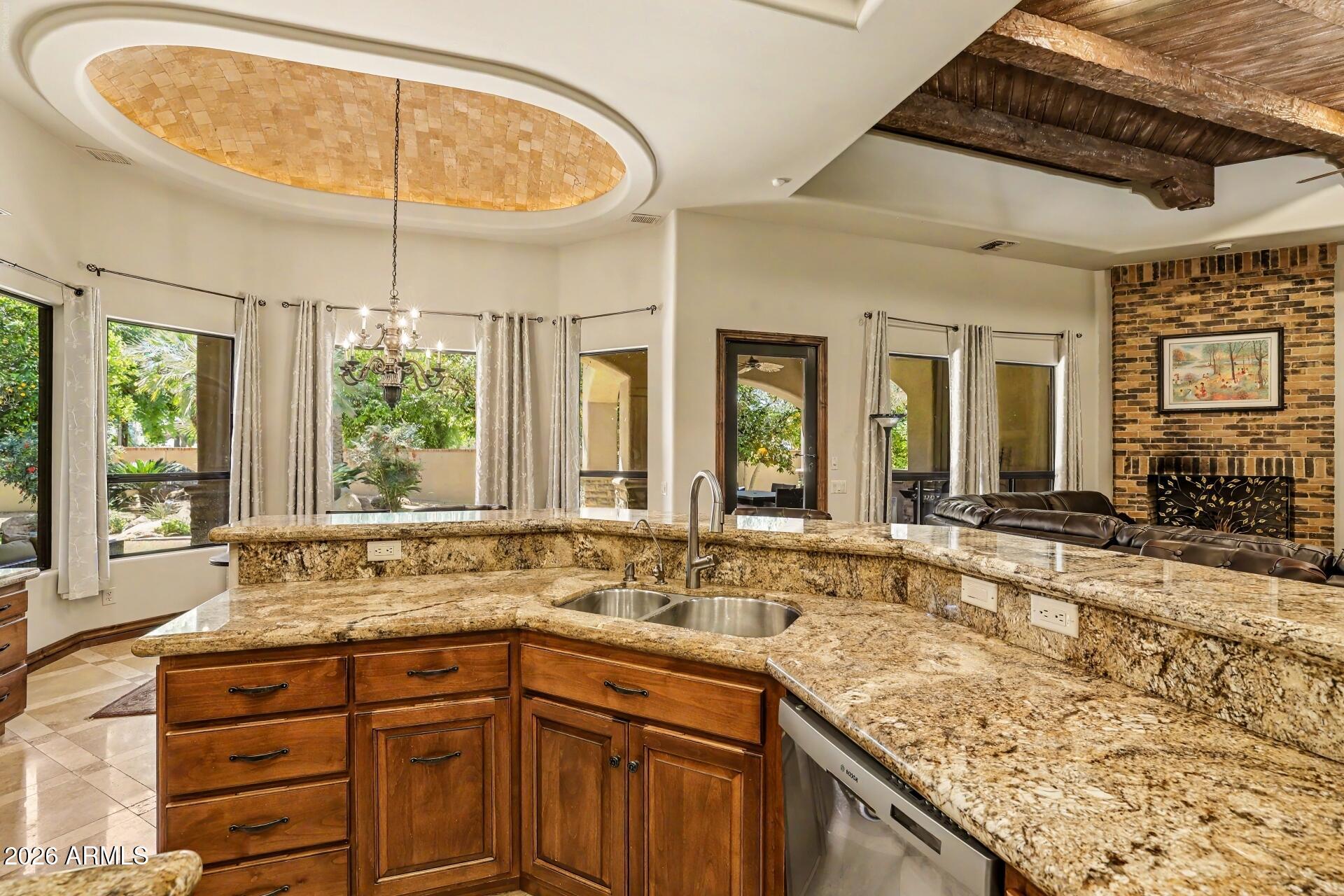 VISTA ESTANCIA - Residential