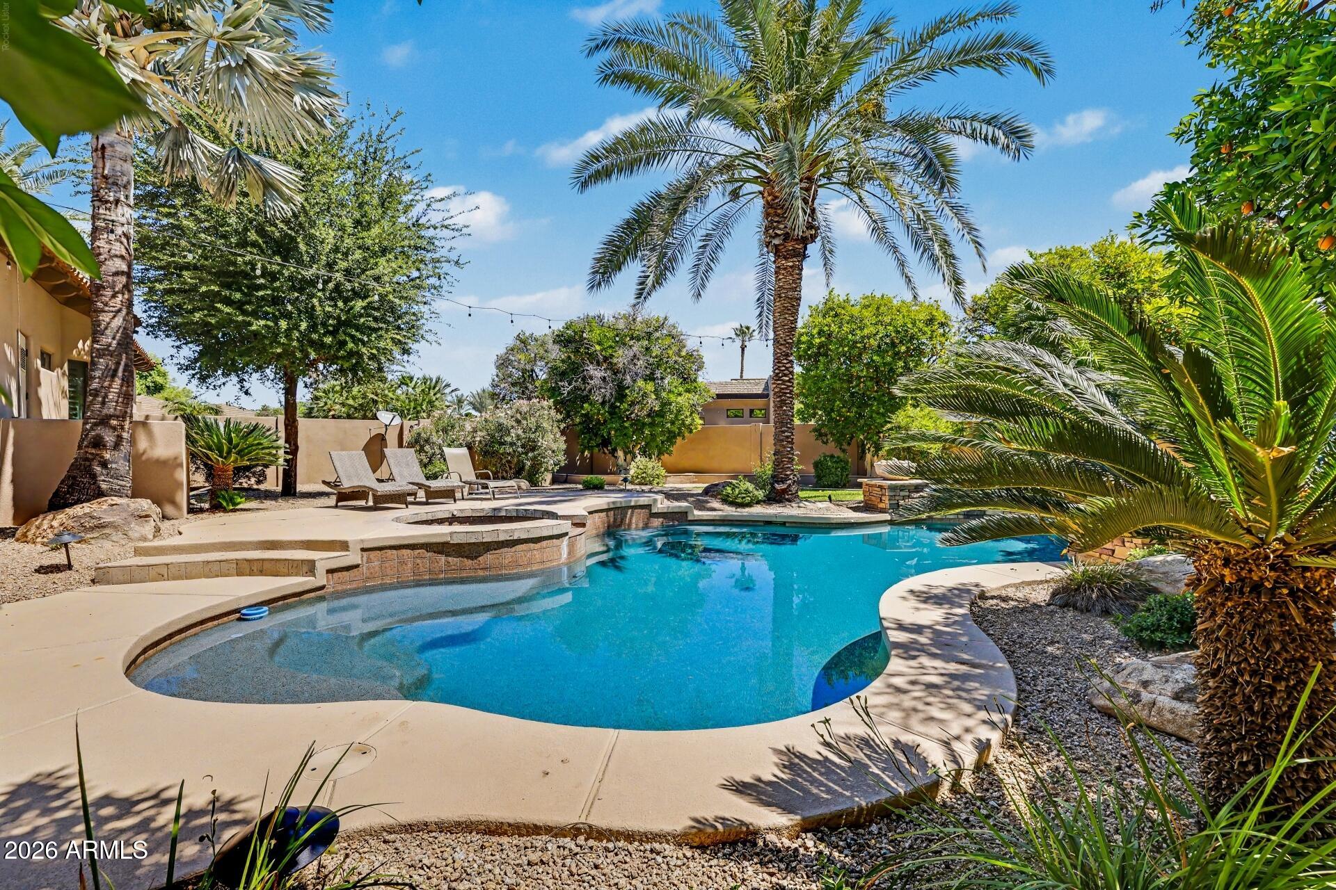 VISTA ESTANCIA - Residential