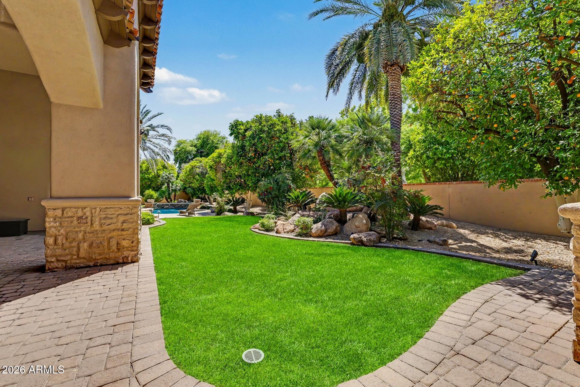 VISTA ESTANCIA - Residential