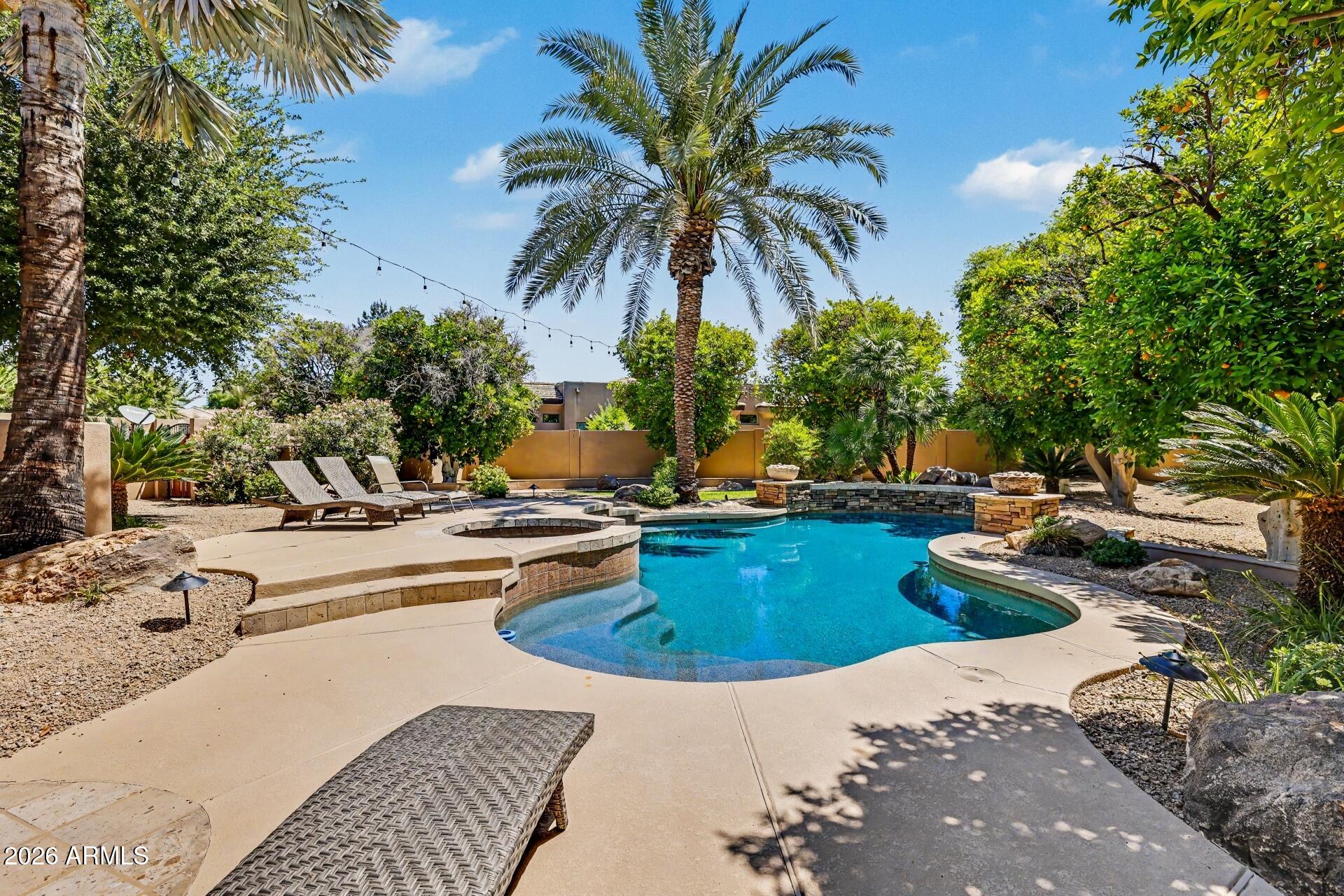 VISTA ESTANCIA - Residential