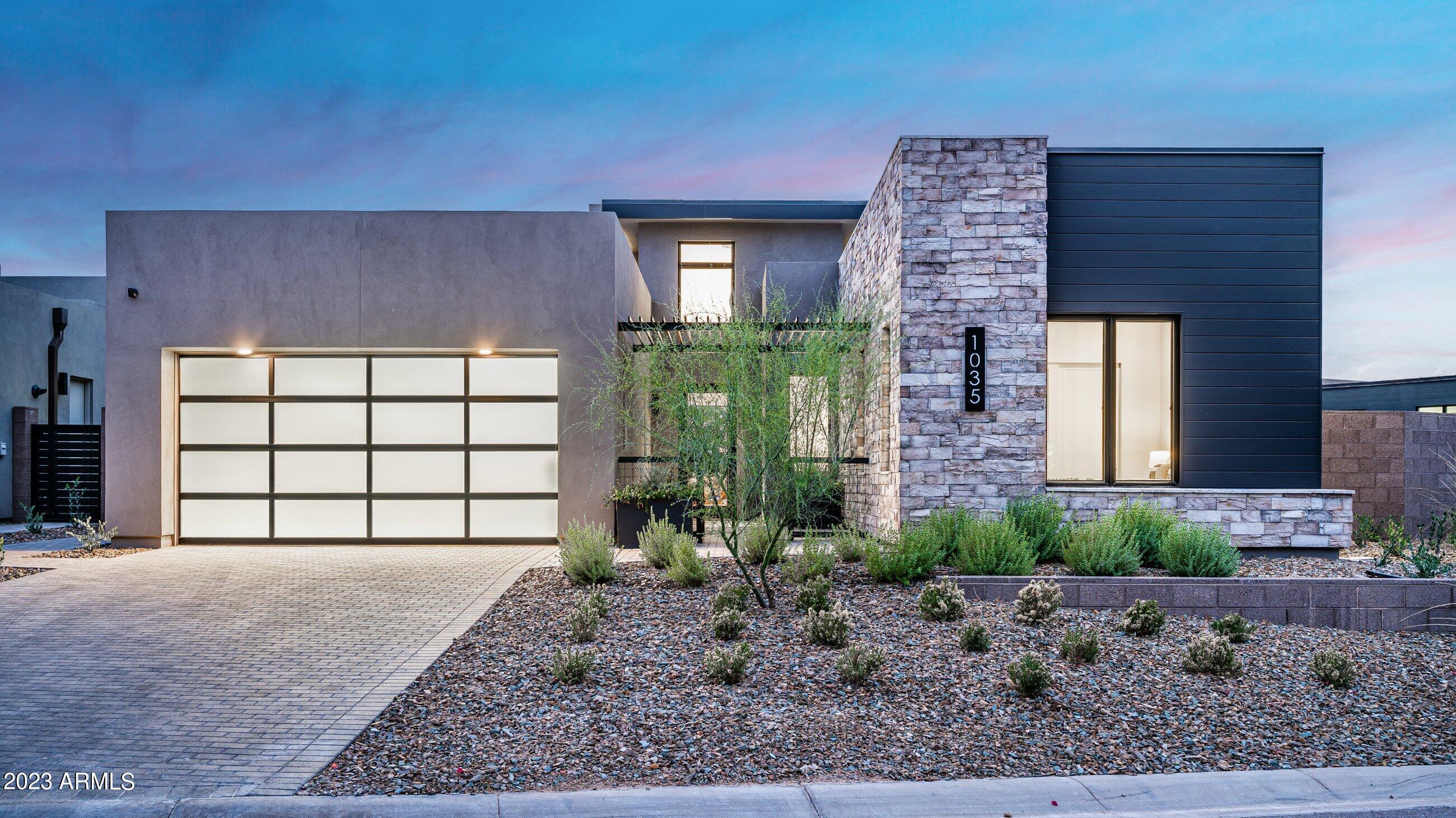 DESERT MOUNTAIN - Residential