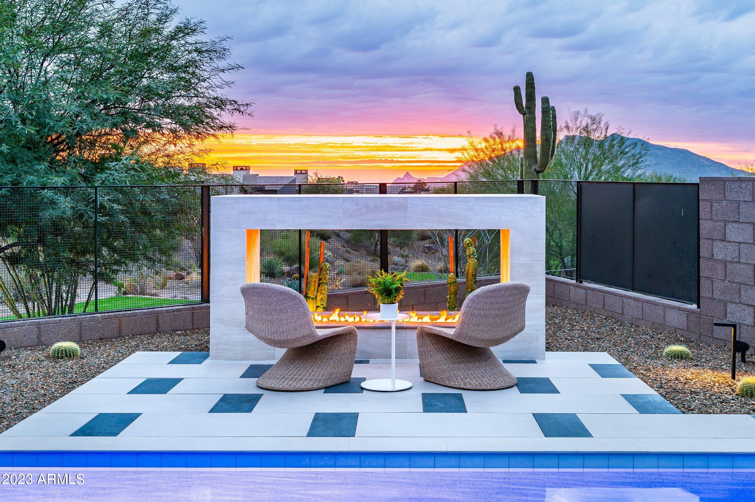 DESERT MOUNTAIN - Residential