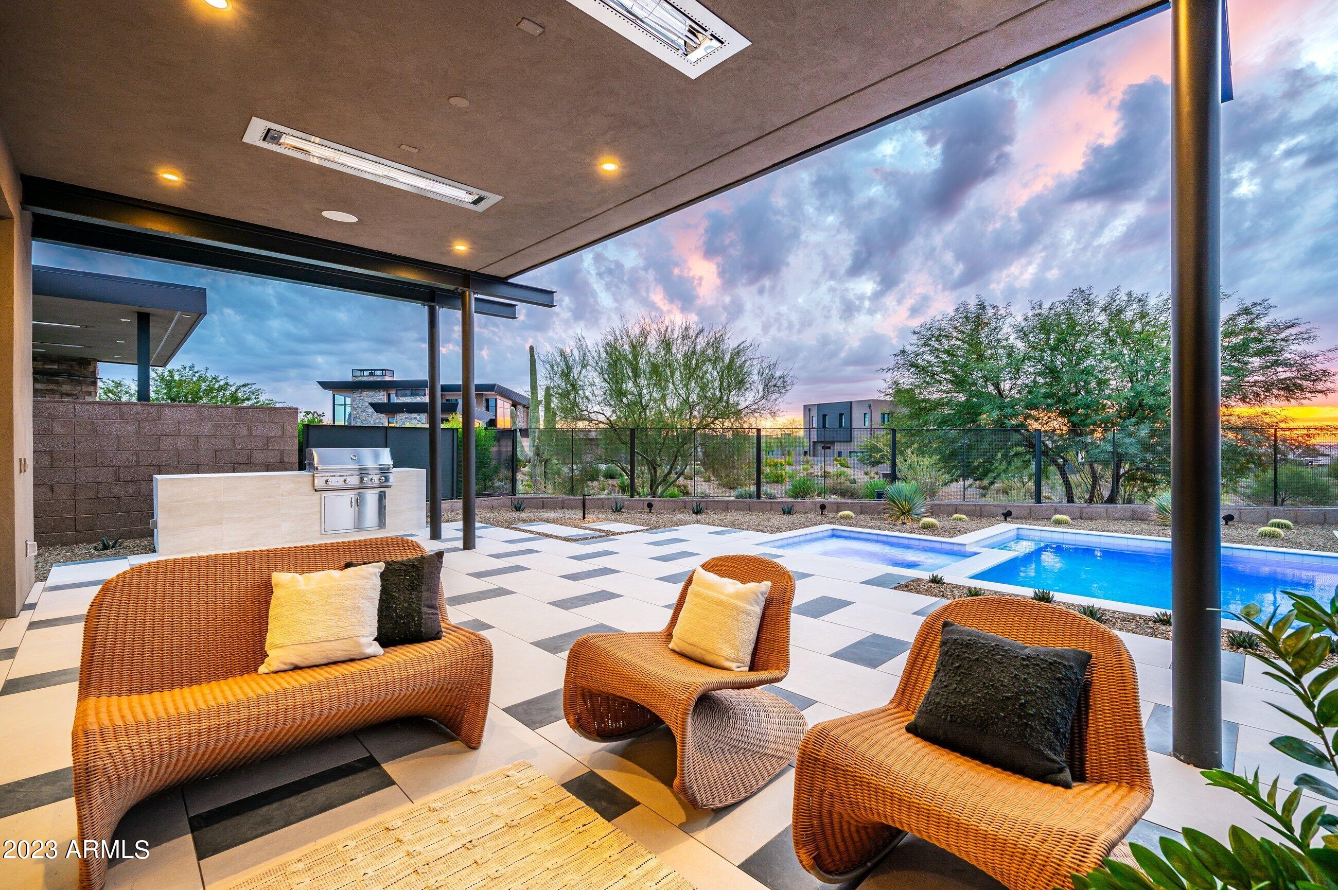 DESERT MOUNTAIN - Residential