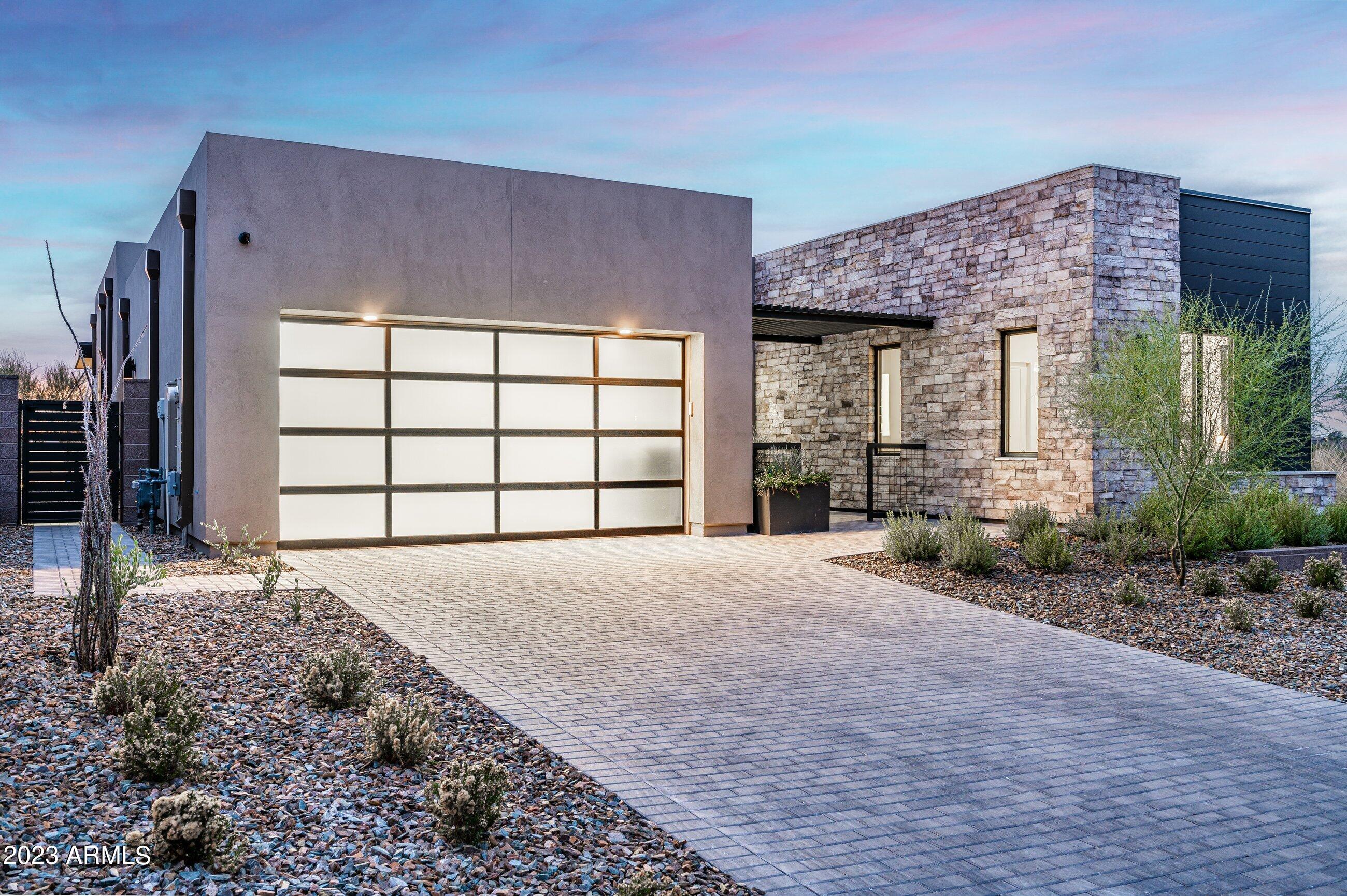 DESERT MOUNTAIN - Residential