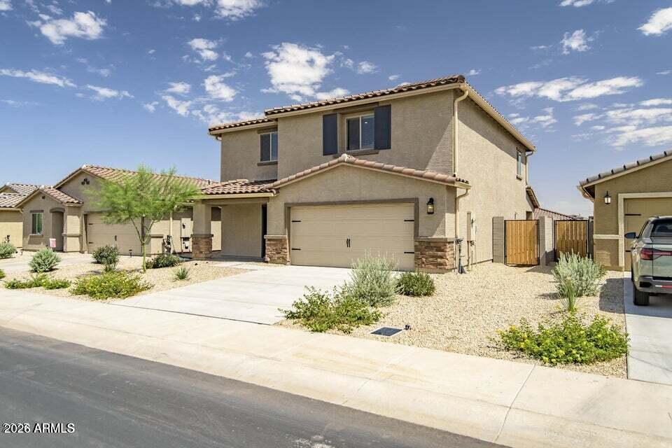 1074 W WEST VIRGINIA Avenue