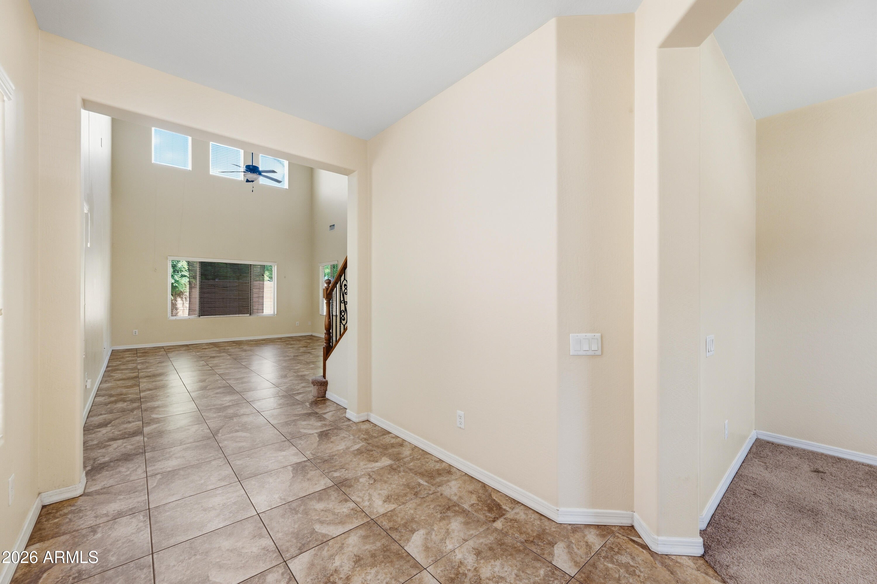 2220 W BEVERLY Lane