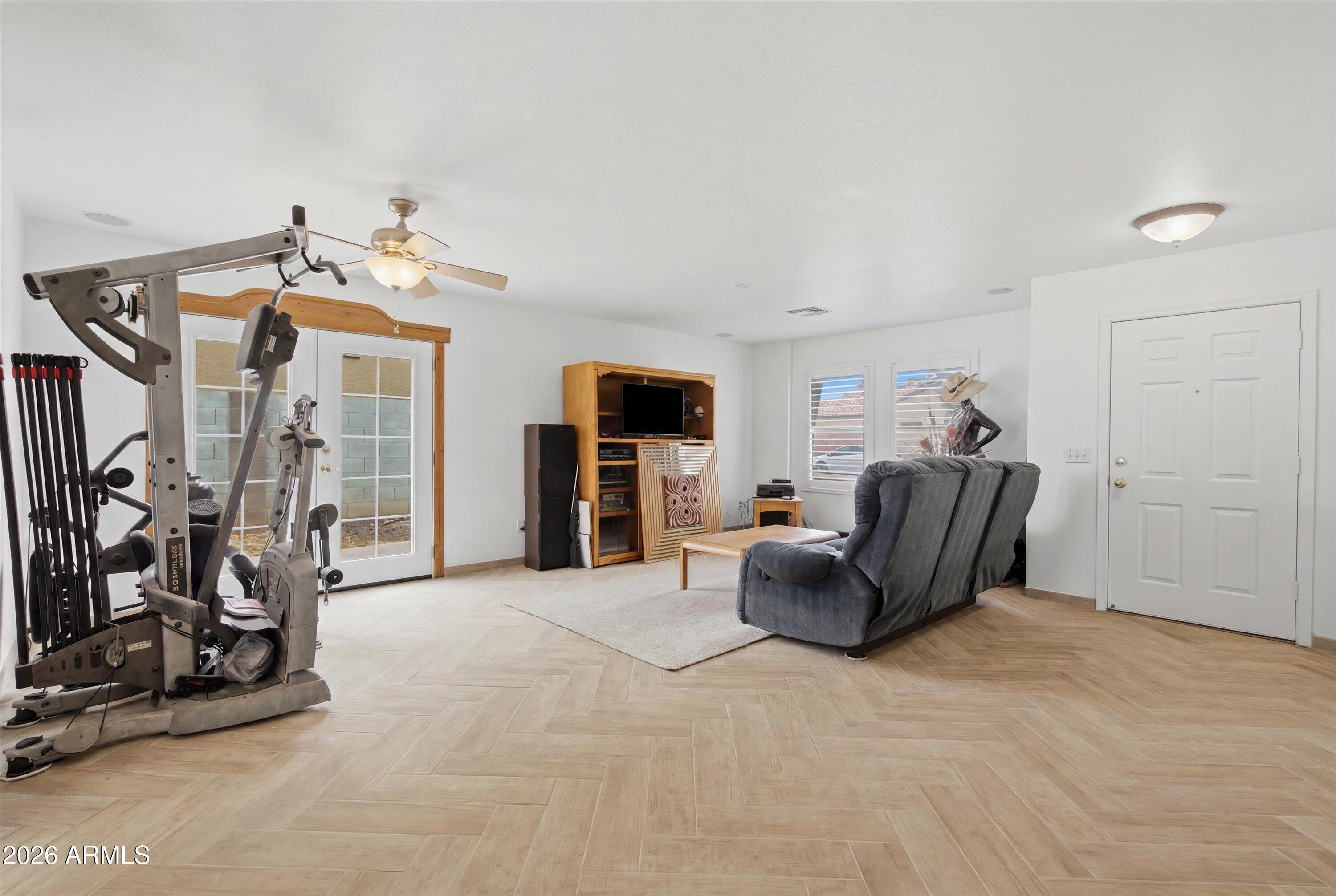 304 S CANFIELD --