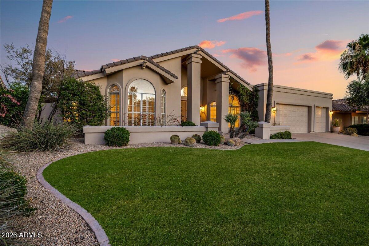 10075 E CORRINE Drive