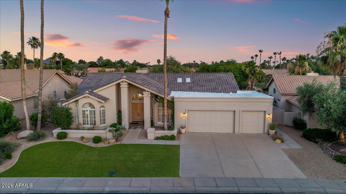 10075 E CORRINE Drive