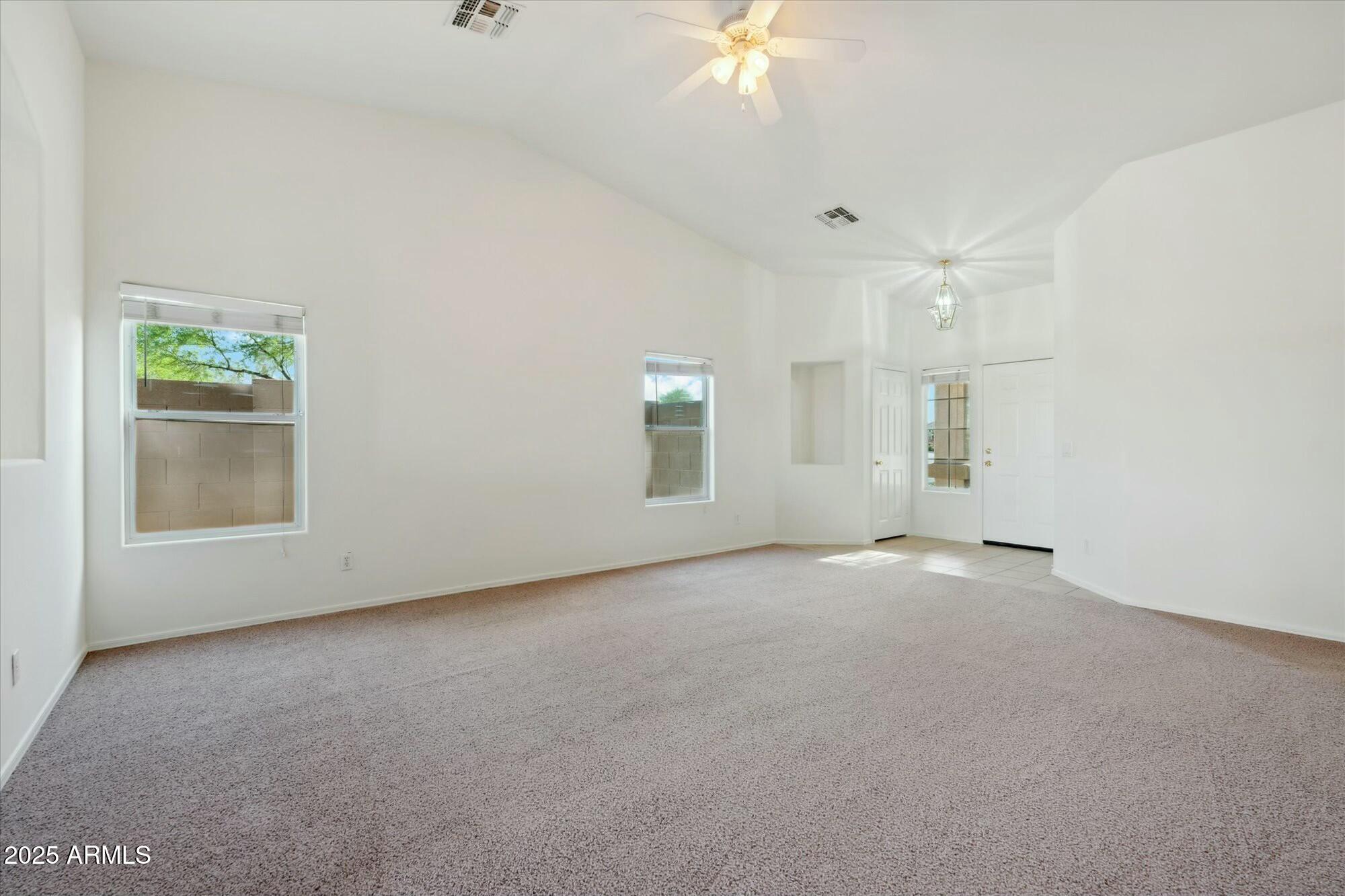 Goodyear, Arizona 85338, United States, 4 Bedrooms Bedrooms, ,2 BathroomsBathrooms,Residential,Pending,113932