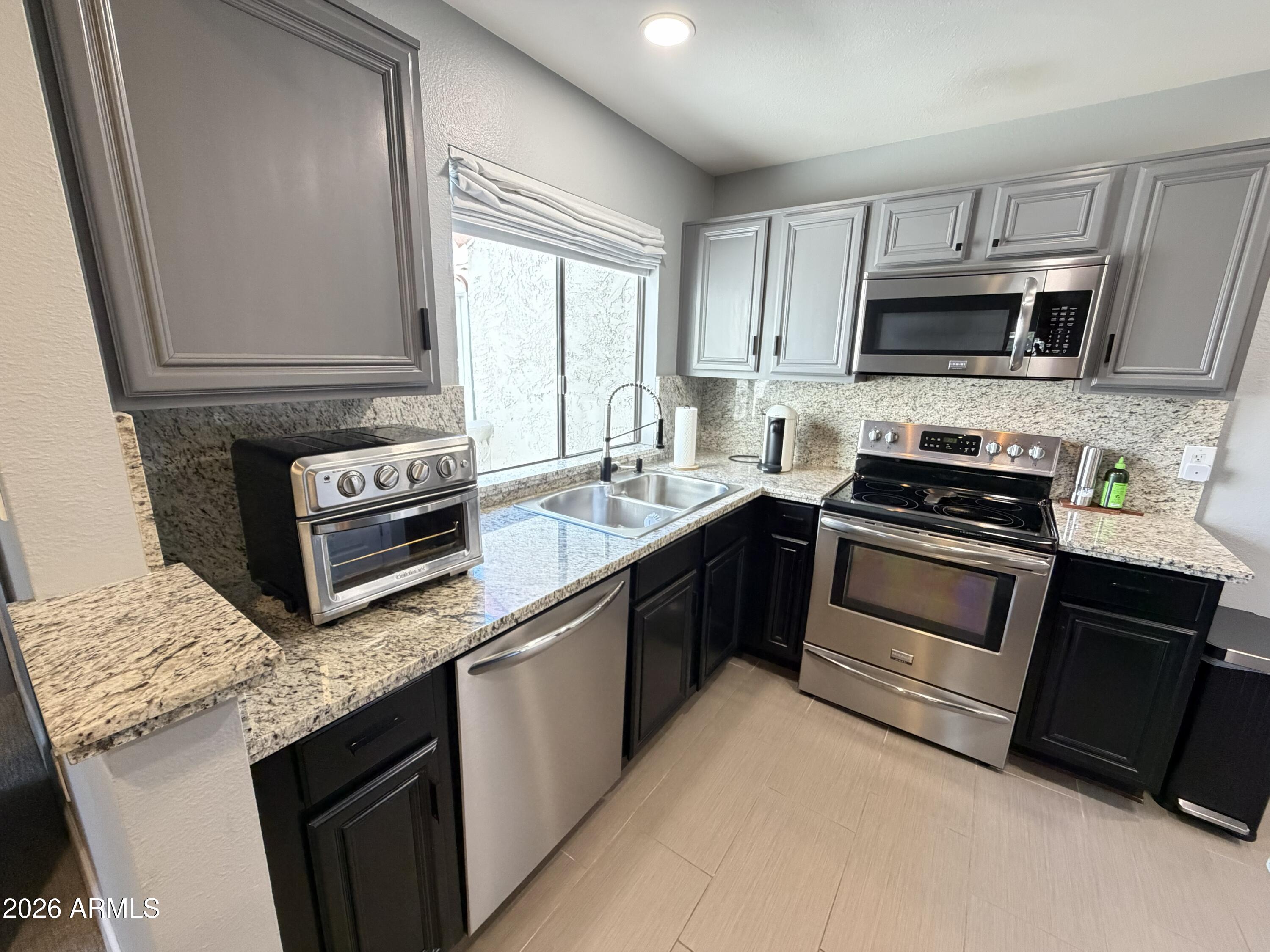10115 E MOUNTAIN VIEW Road 2104
