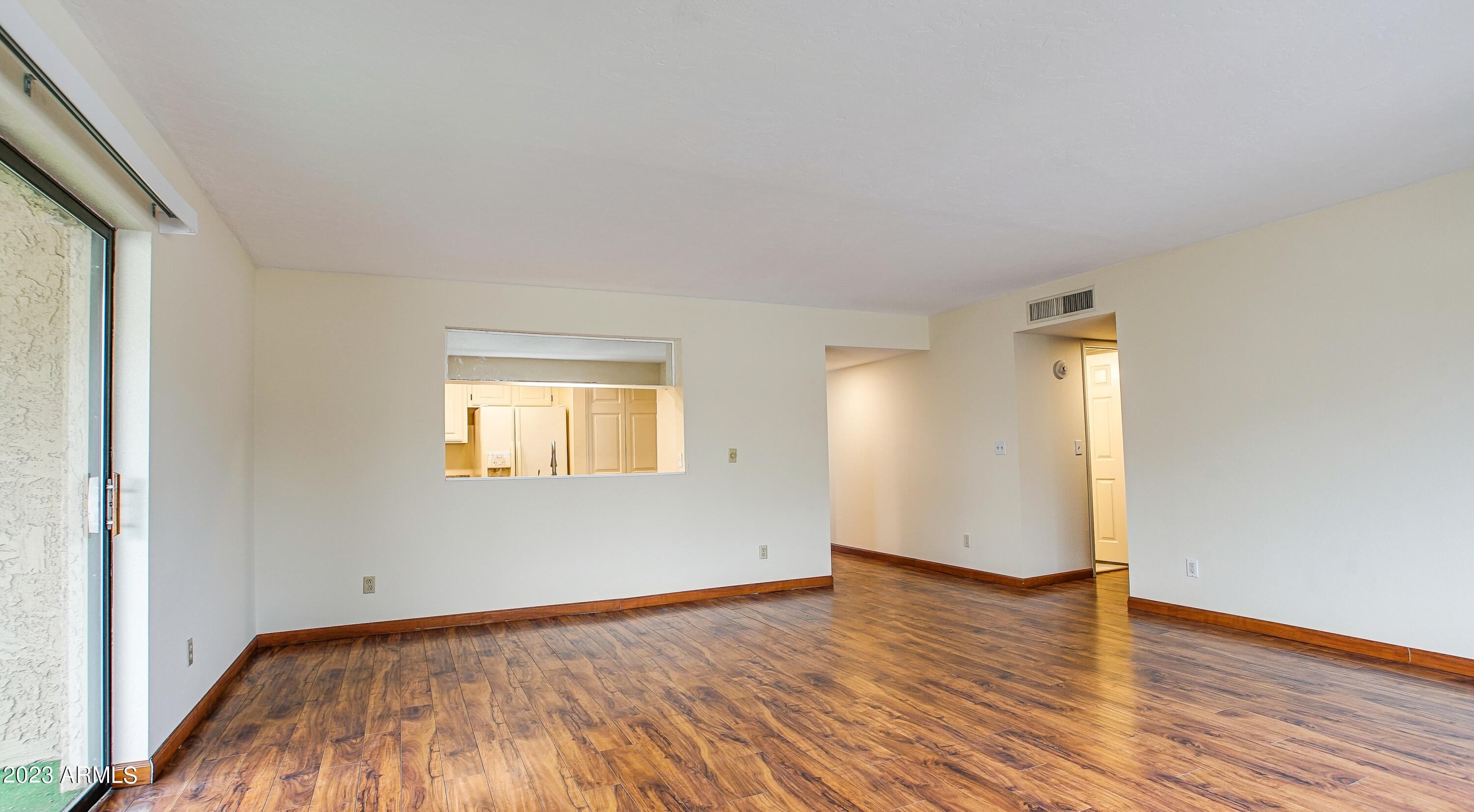 Phoenix, Arizona 85016, United States, 2 Bedrooms Bedrooms, ,2 BathroomsBathrooms,Residential,Active,92181