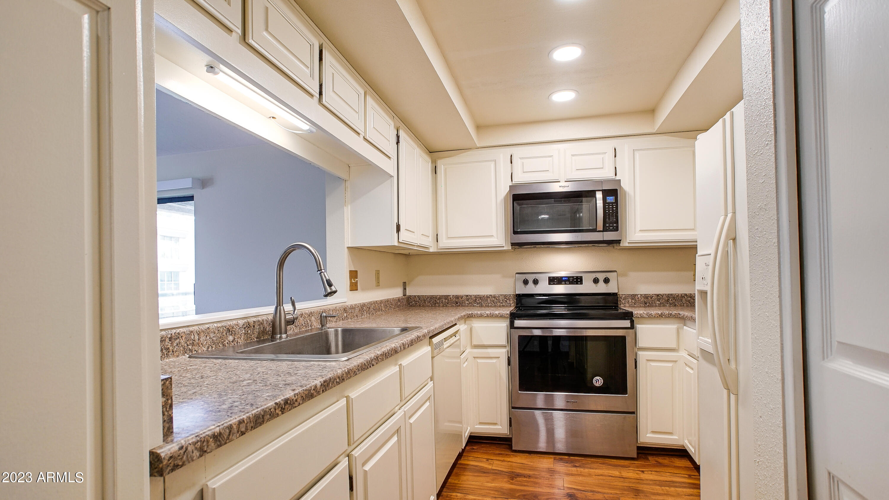 5136 N 31st Place 631