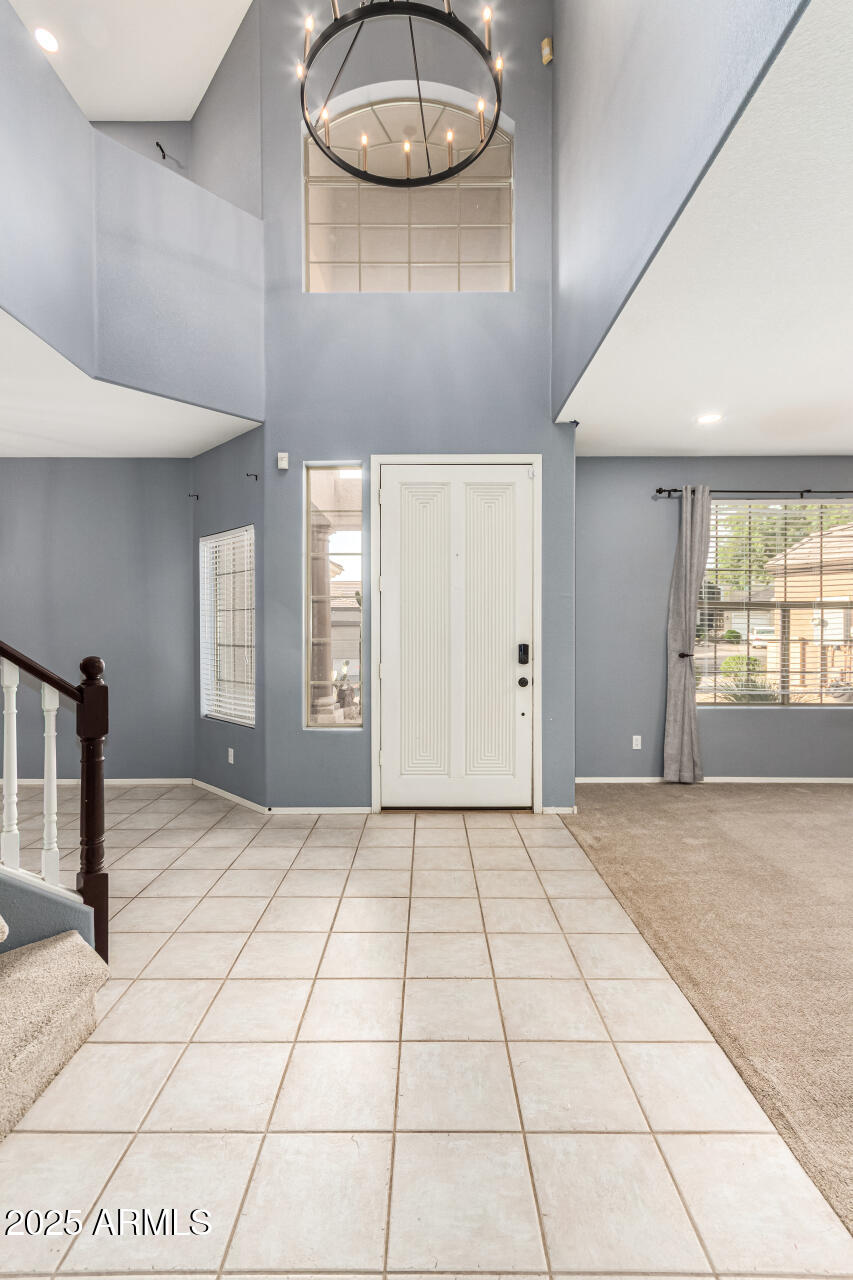 4331 E PRICKLY PEAR Trail