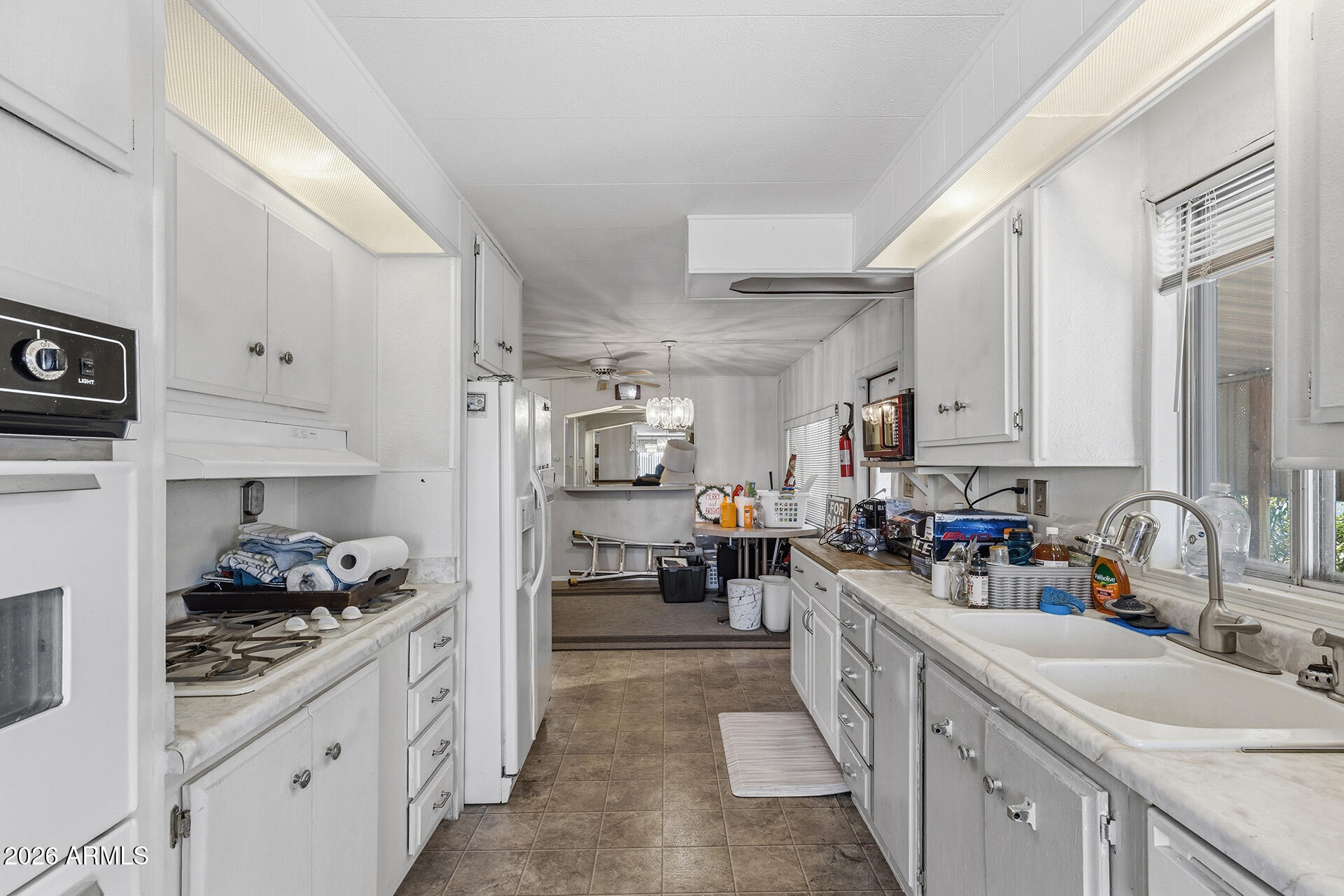 300 S VAL VISTA Drive 72
