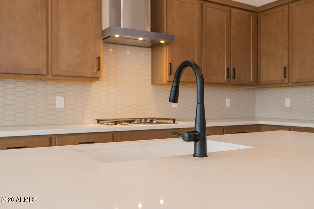 17641 W HIGHLAND Avenue