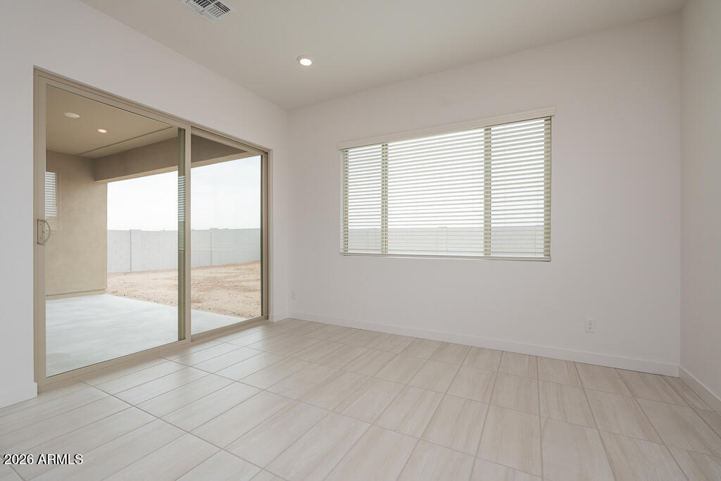 17641 W HIGHLAND Avenue