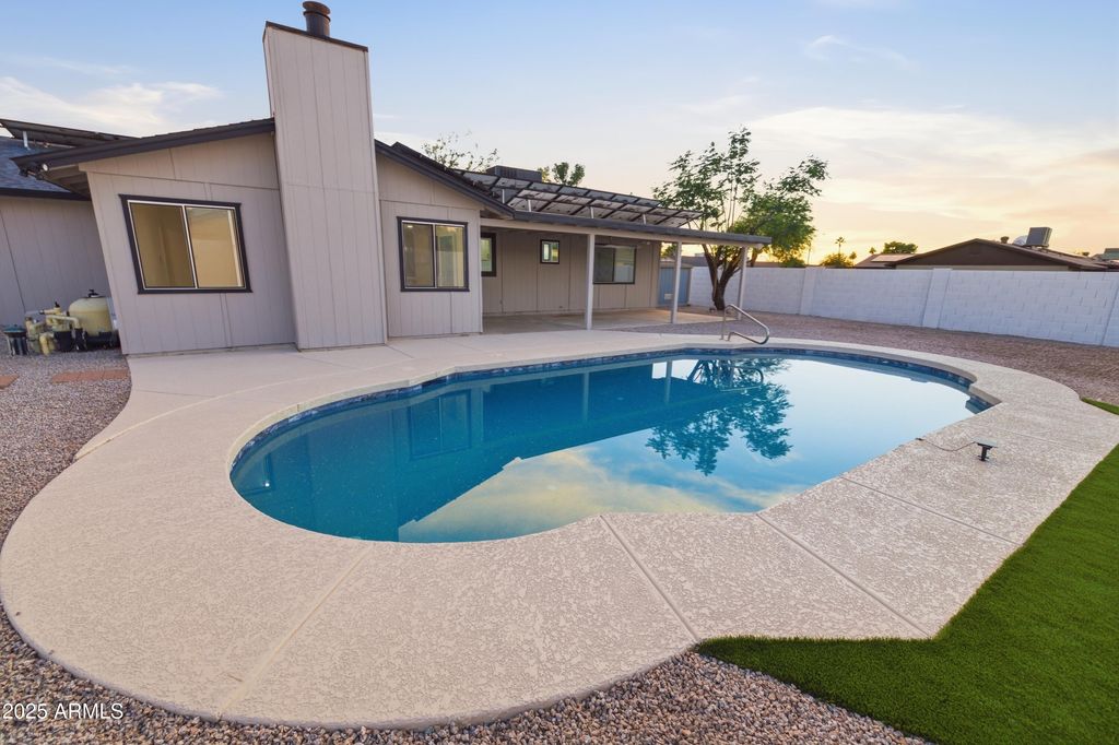 Photo of 4920 W Michigan Avenue, Glendale, AZ 85308 (MLS # 6951974)