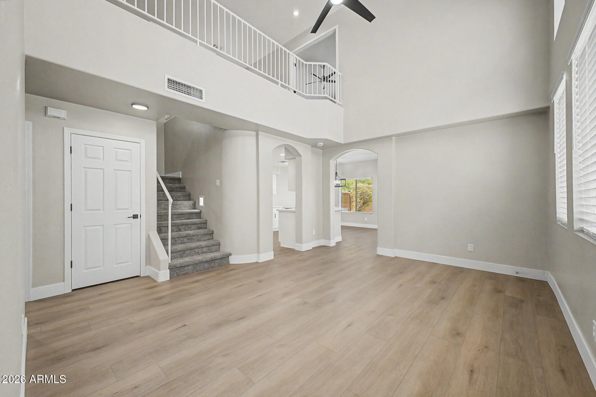 10106 E CARMEL Avenue