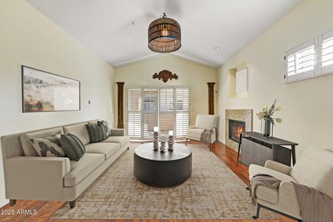 8653 E ROYAL PALM Road 2005 Scottsdale AZ 85258