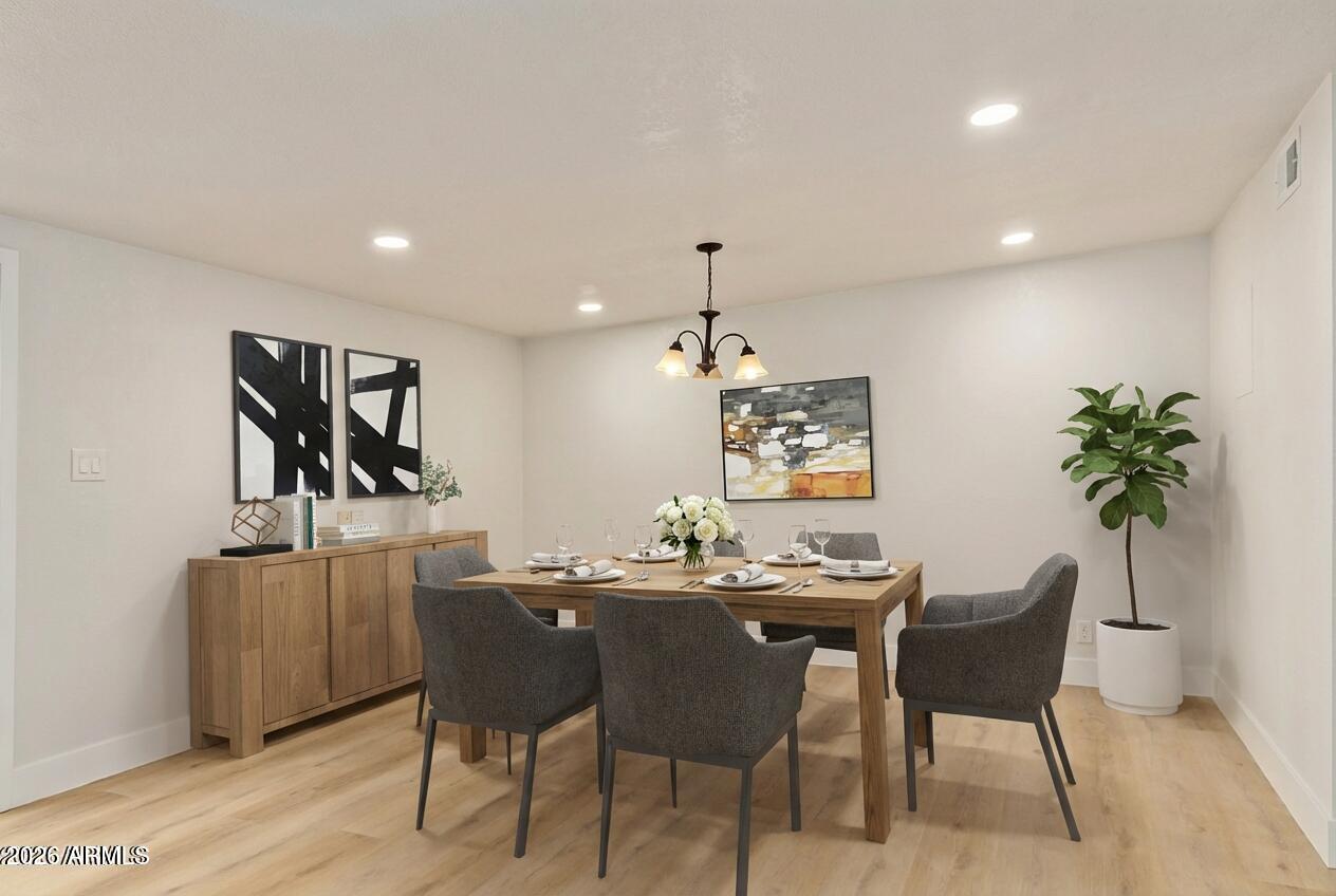 3314 W CORRINE Drive