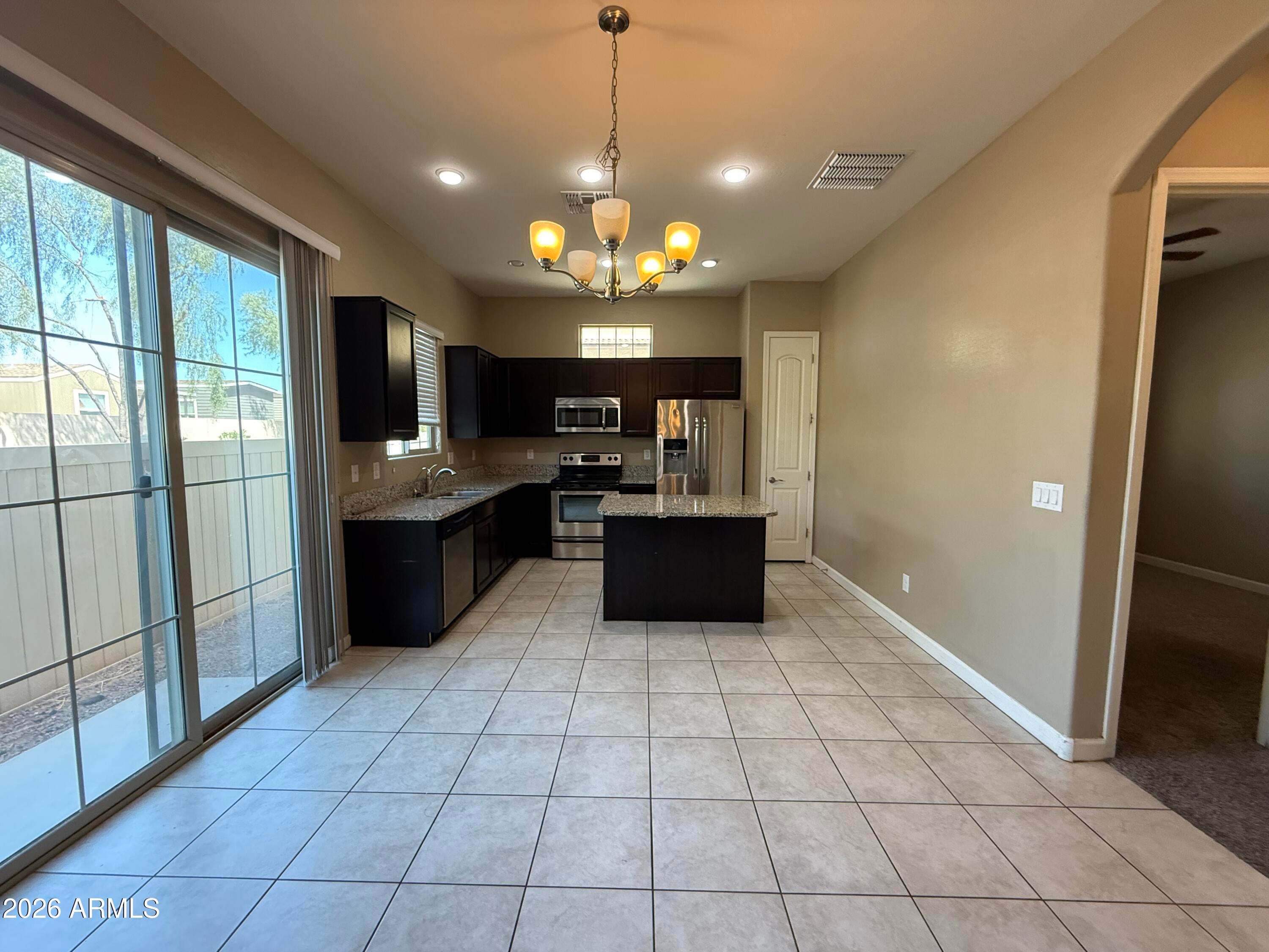 1367 S COUNTRY CLUB Drive 1087