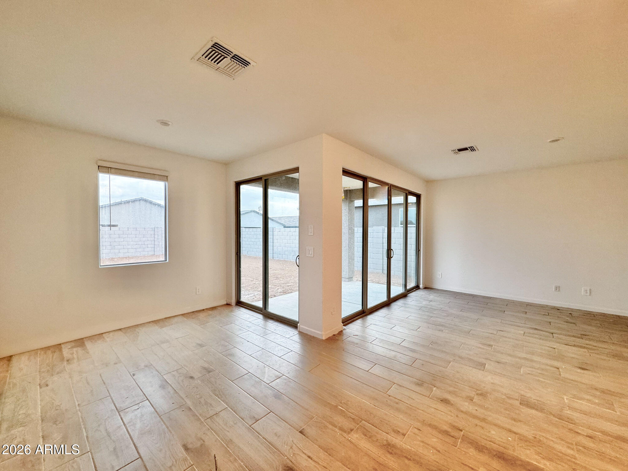 15717 W CORTE DEL SOL ESTE --