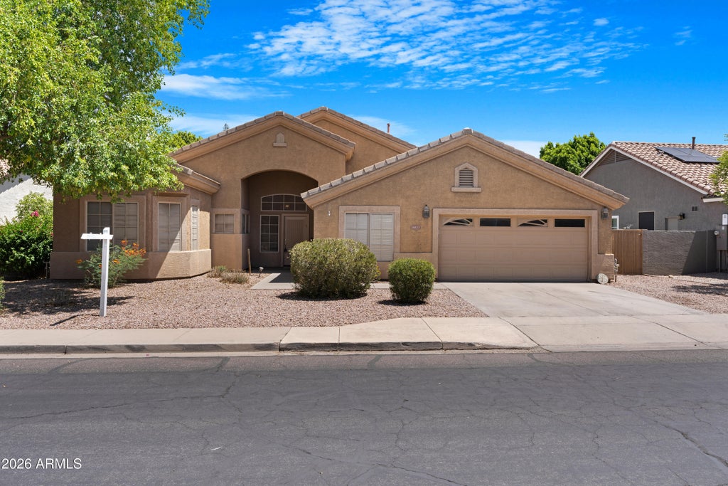 Photo of 9820 E Nopal Avenue, Mesa, AZ 85209 (MLS # 7030870)