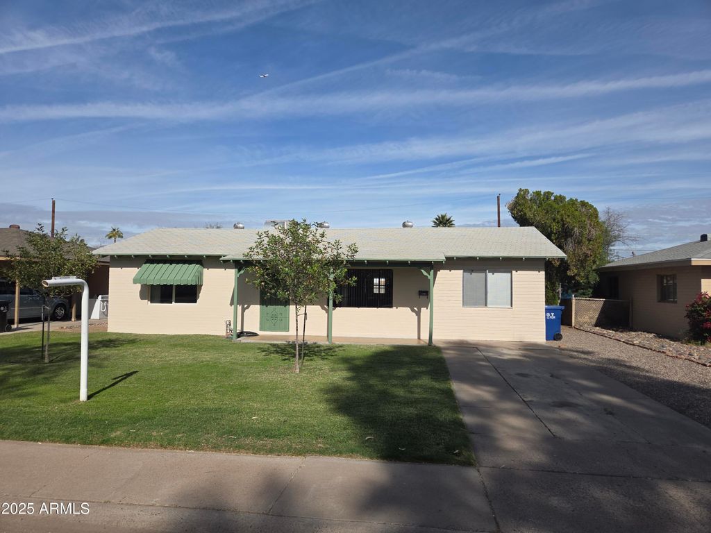 Photo of 1348 E Lemon Street, Tempe, AZ 85281 (MLS # 6949383)