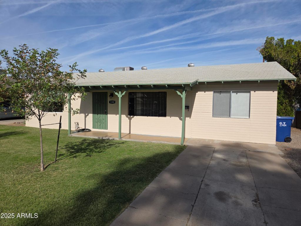 Photo of 1348 E Lemon Street, Tempe, AZ 85281 (MLS # 6949383)