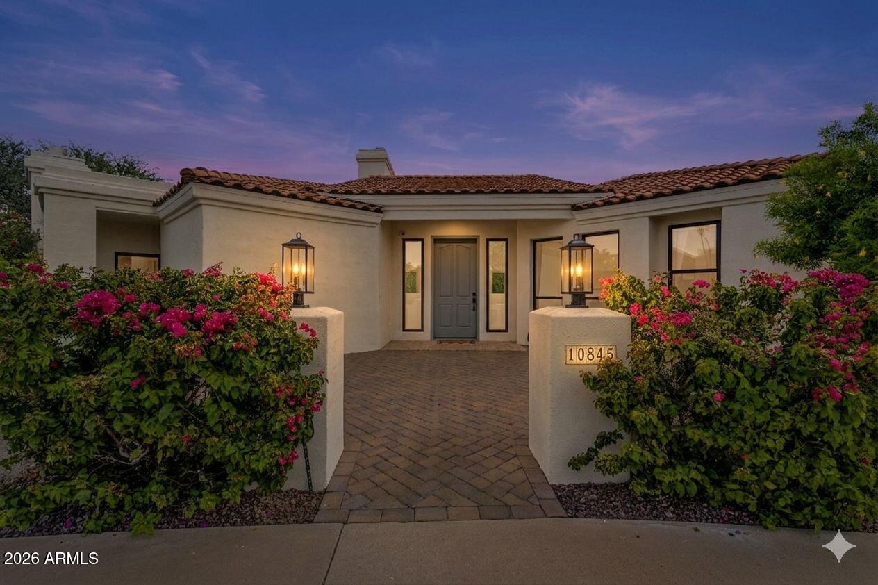 10845 E POINSETTIA Drive