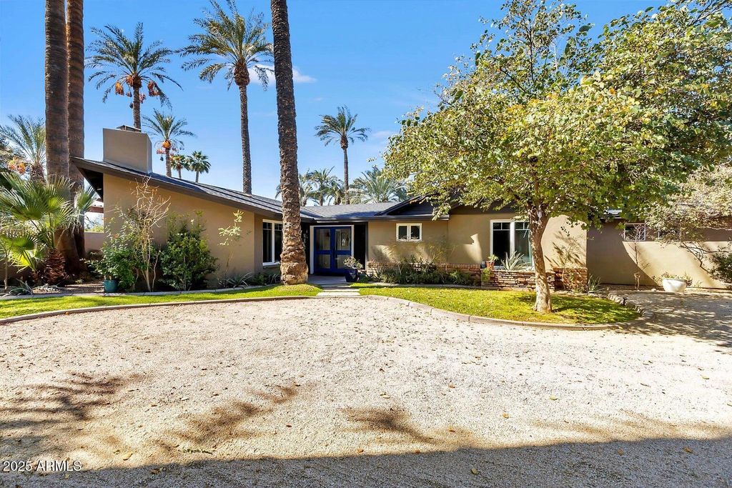 Photo of 2110 S Mill Avenue, Tempe, AZ 85282 (MLS # 6913693)